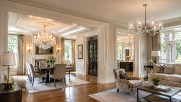 Crystal vs Glass Chandeliers: Which One Is Right for Your Home?