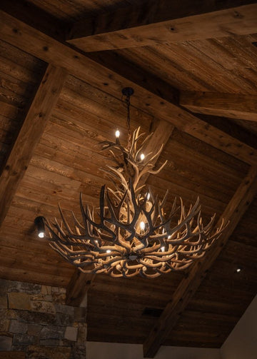 The Natural Antler Chandelier: Rustic Craftsmanship Meets Timeless Elegance\