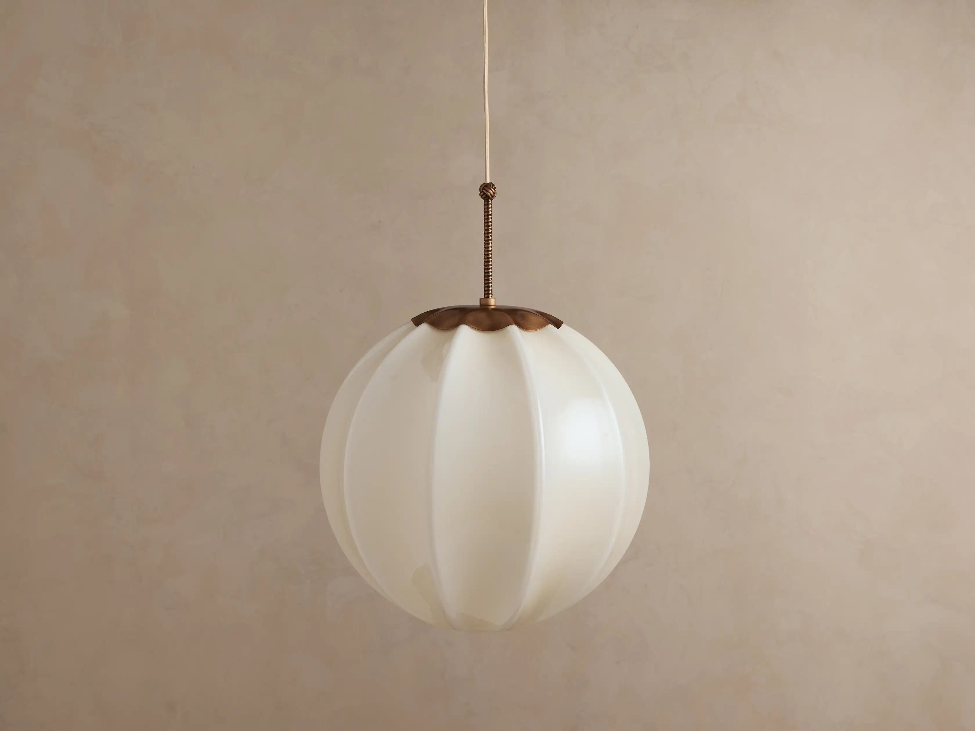 Agnes Pendant