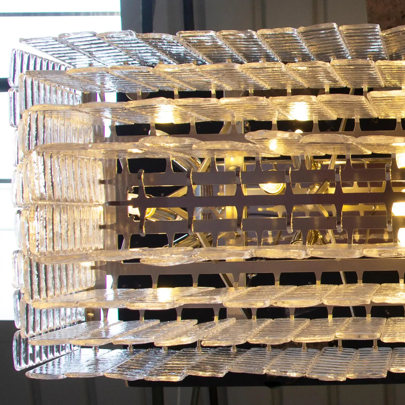 Grande lampadario con listelli vetro di Murano ispirato al mid-century italiano