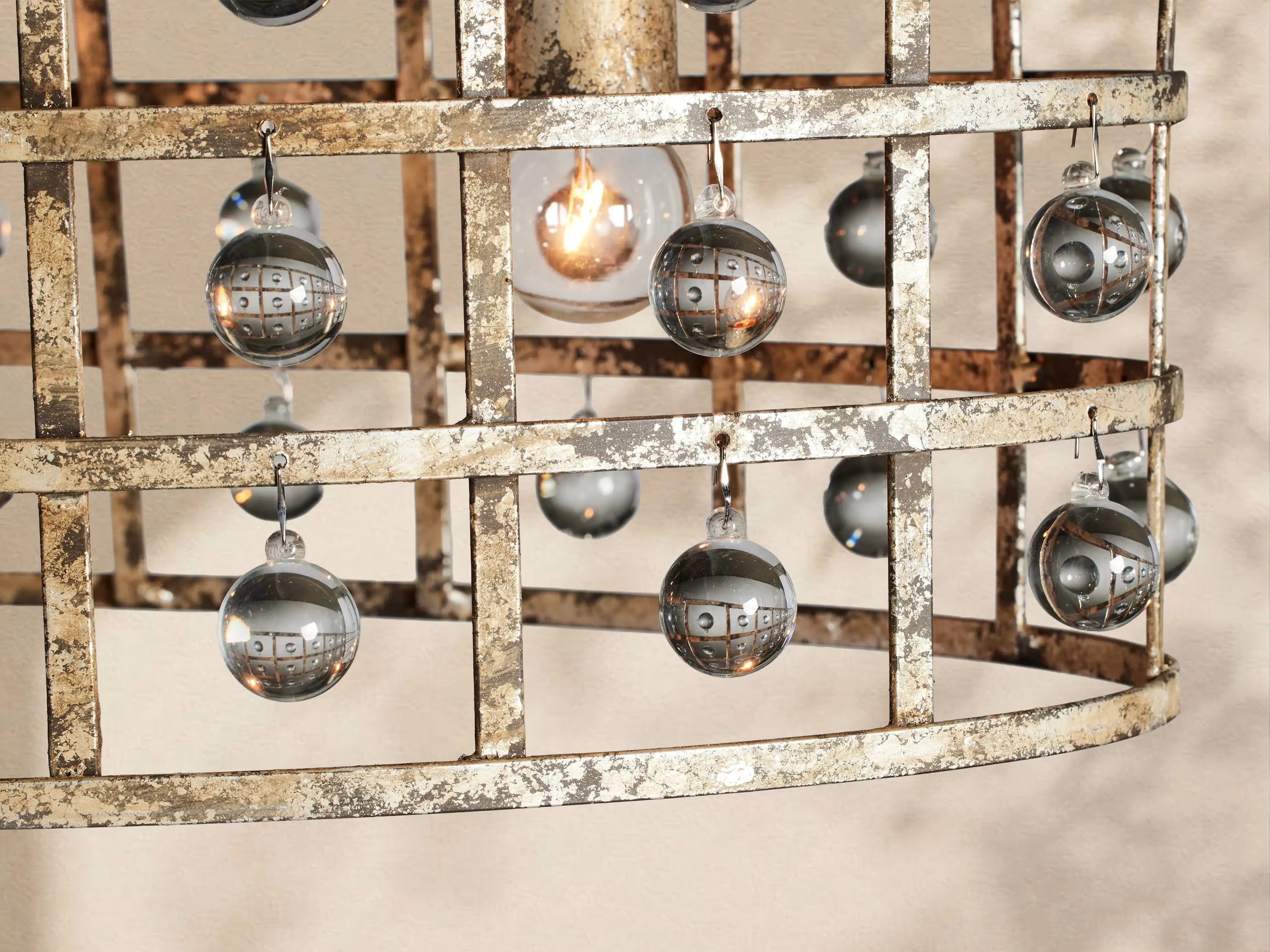 La Catiefa Oval Chandelier