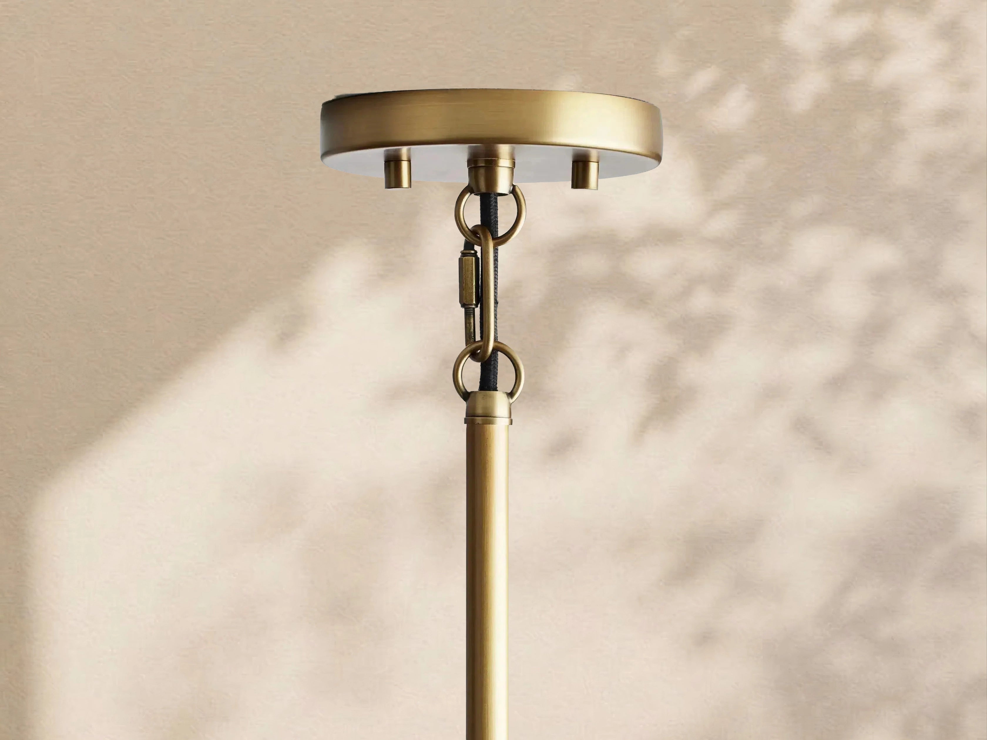 Caum Pendant