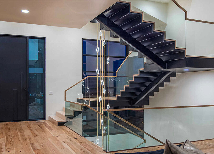 Pezzo Crystal Chandelier 21"H