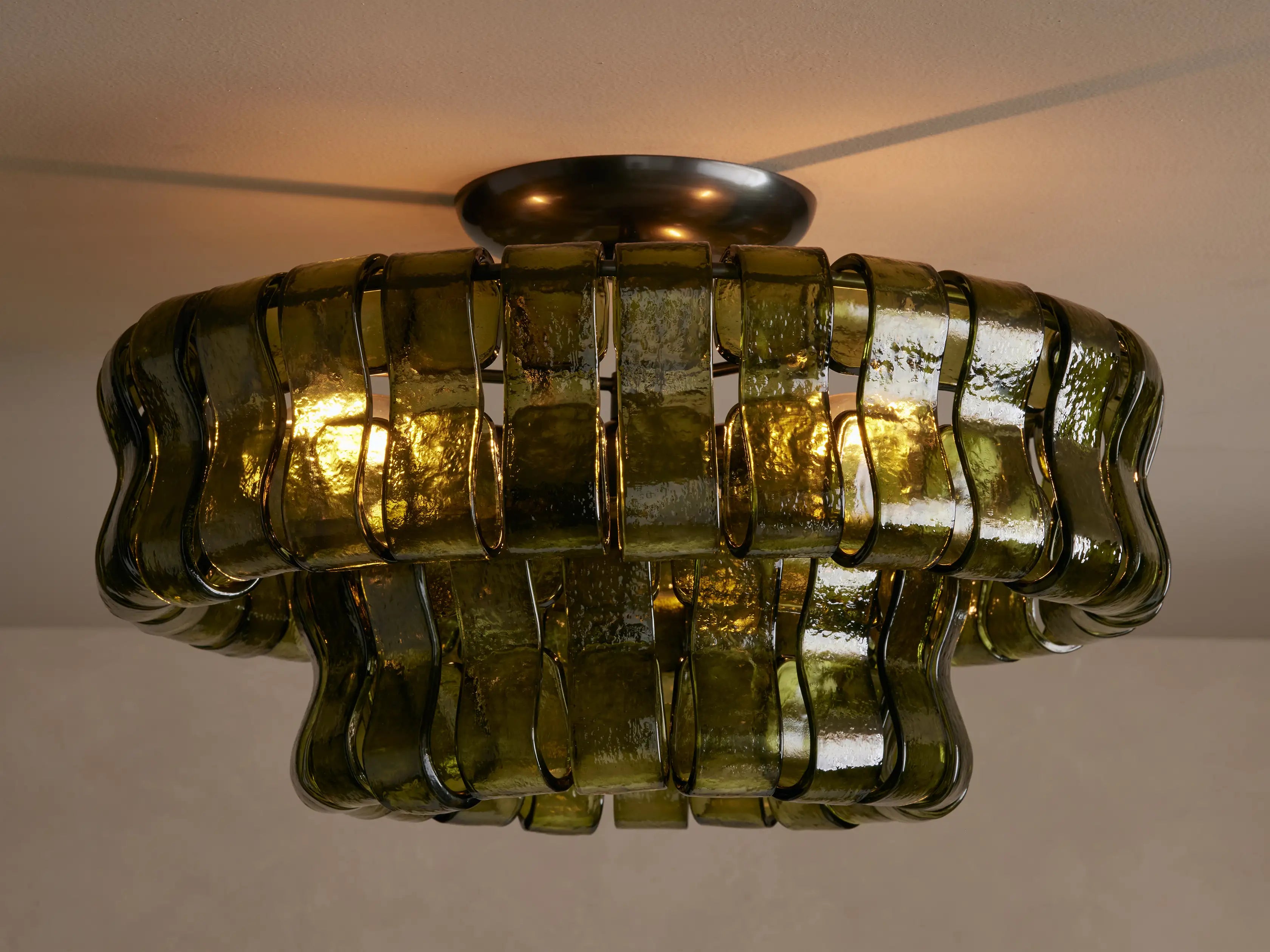 Amor 2-Tier Ghiaccio Glass Round Flushmount 18"