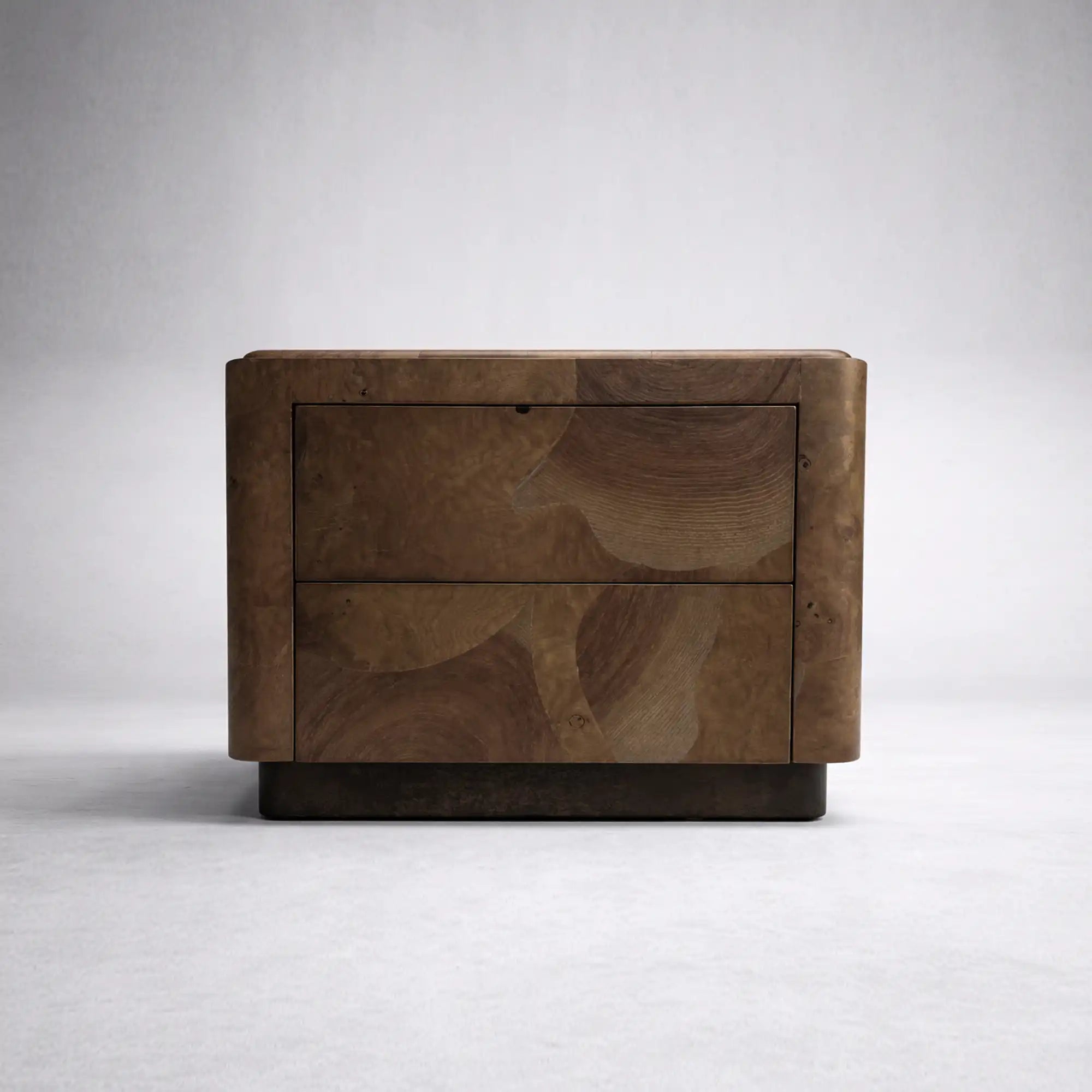 Loranco Closed Nightstand