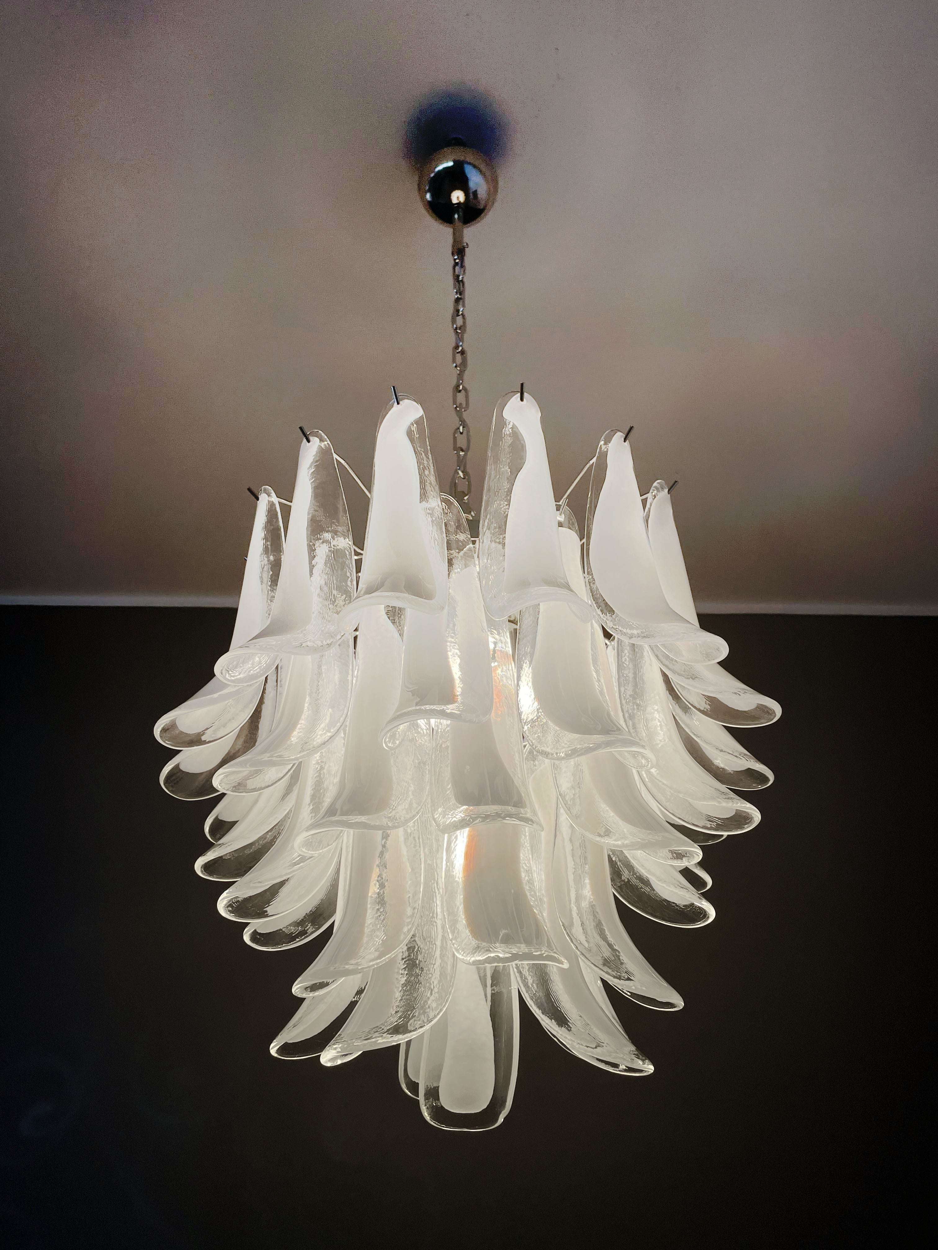 Murano Chandelier 41 Clear Petal Glass