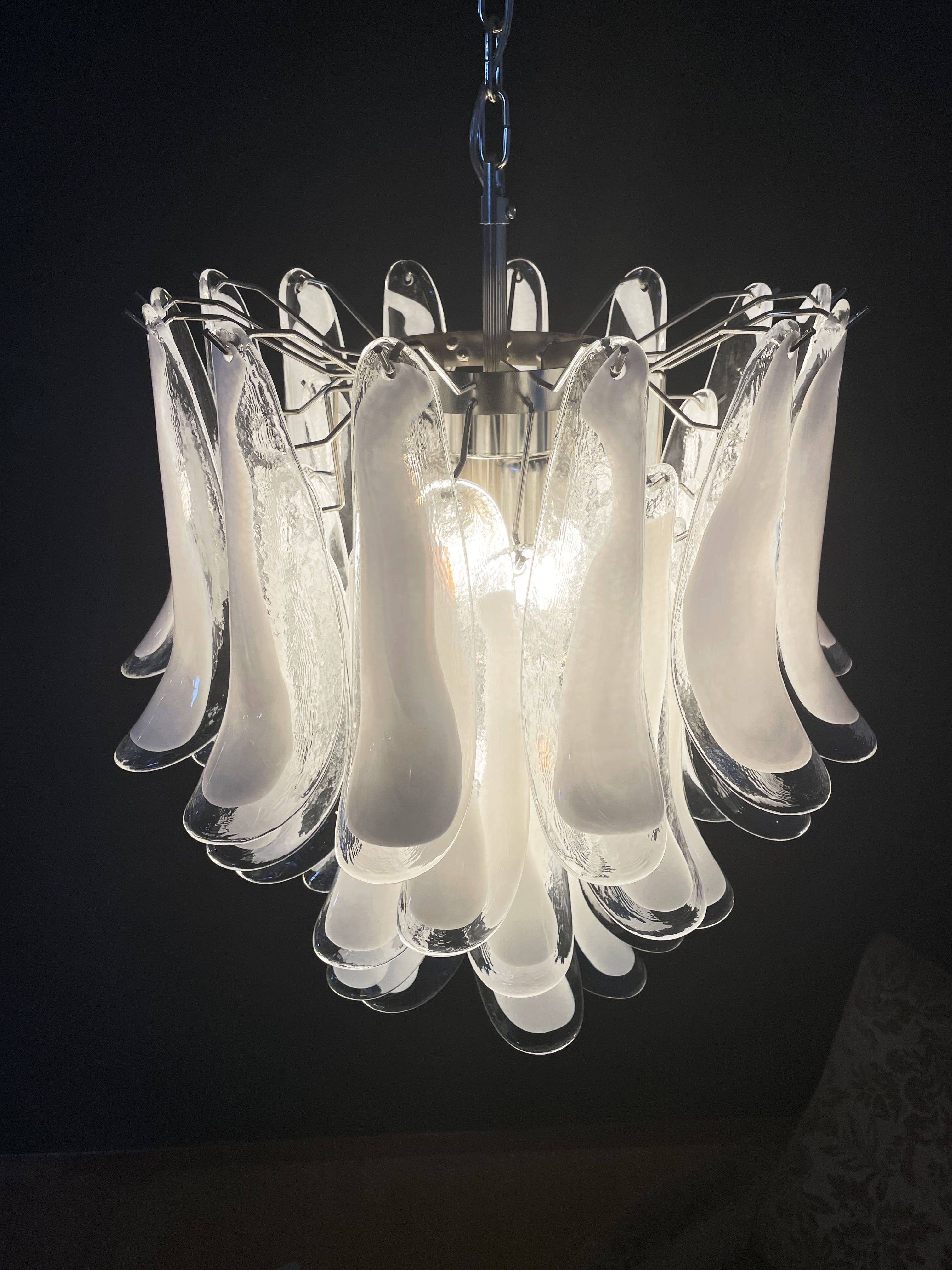Murano Chandelier 41 Clear Petal Glass