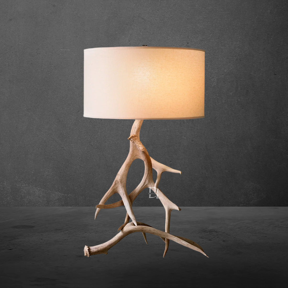 Natural Deer Antlers Table Lamp