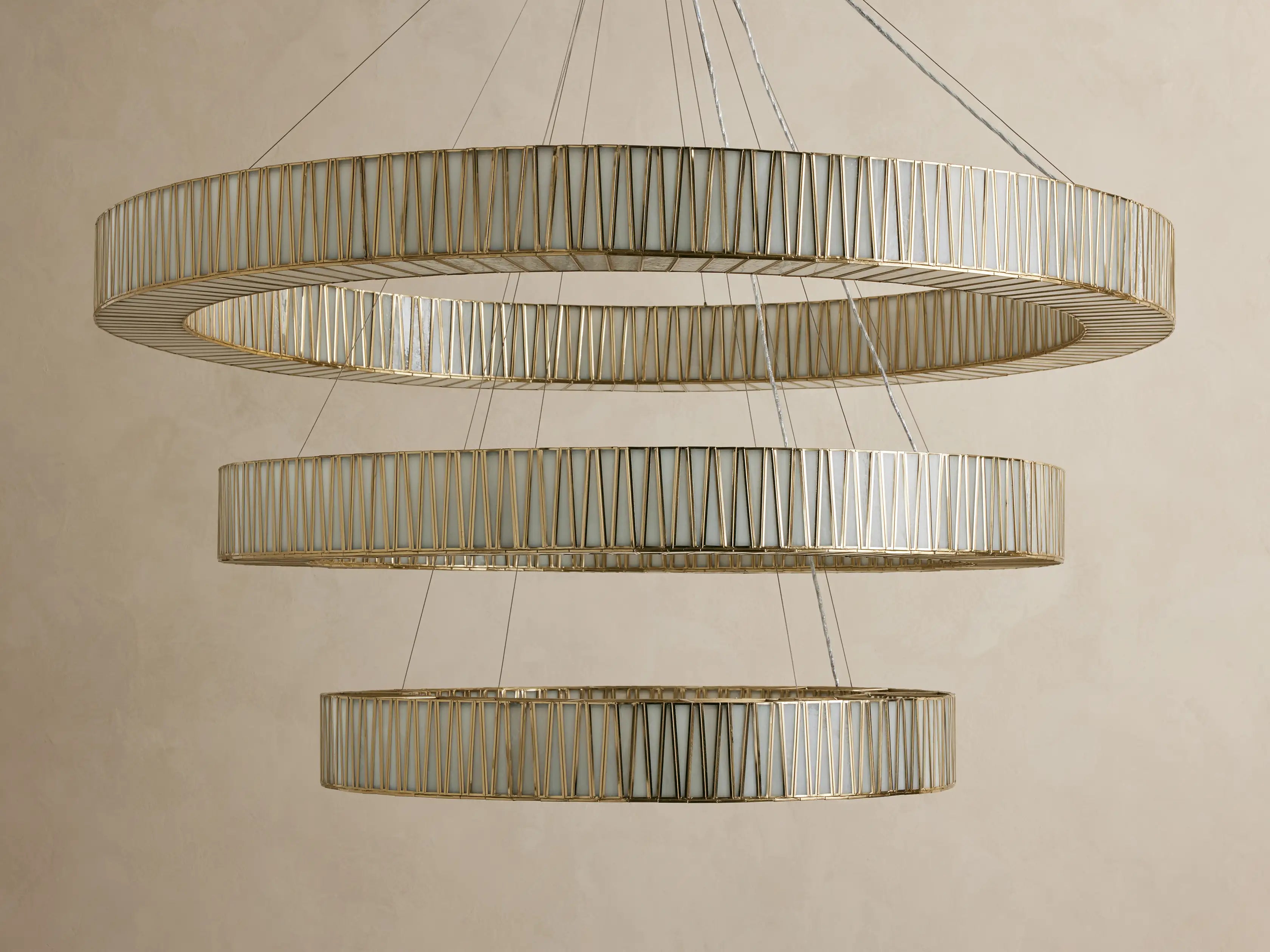 Junte 3-Tier Round Chandelier