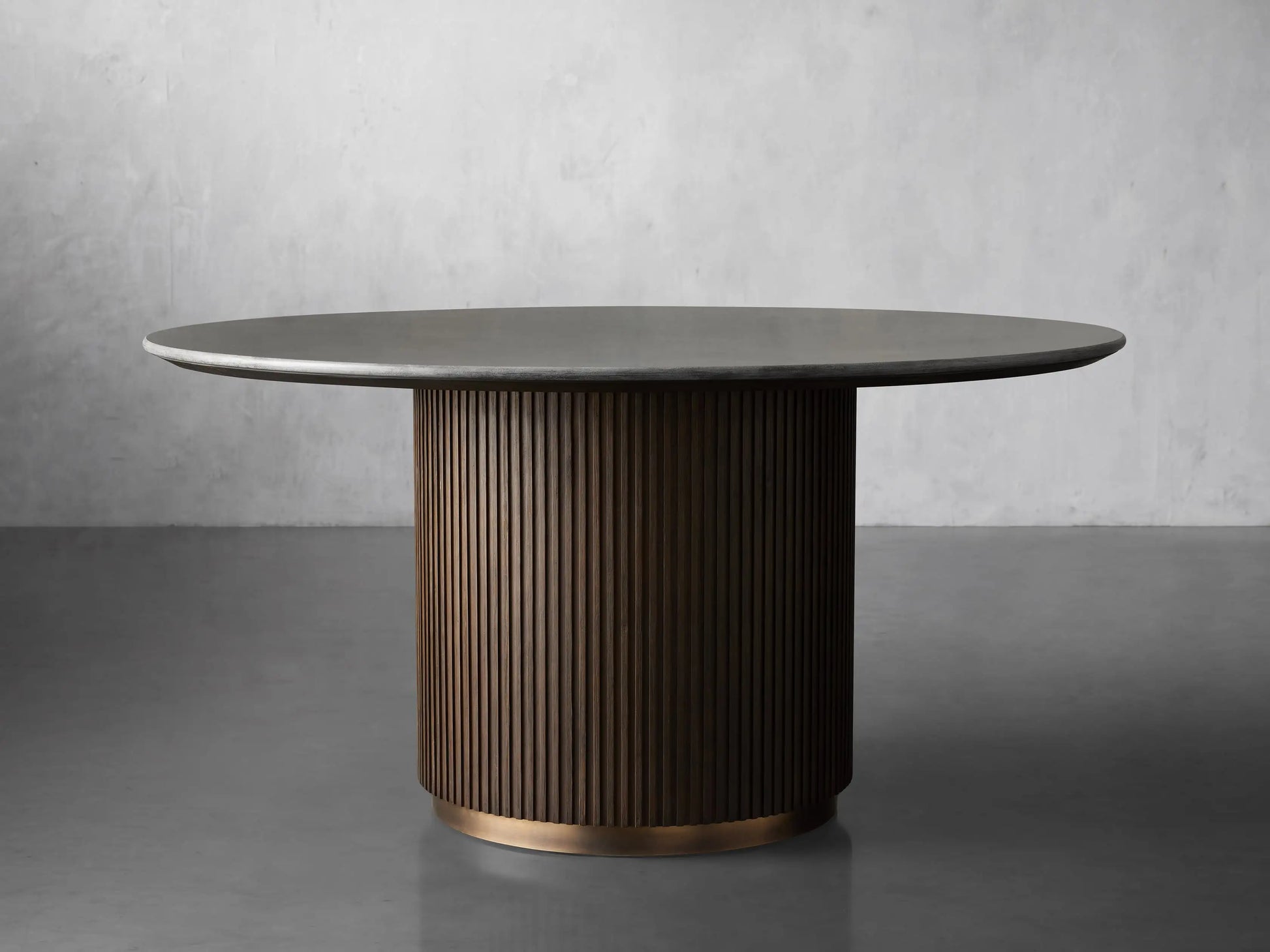 Finnley Round Dining Table - Oasislives