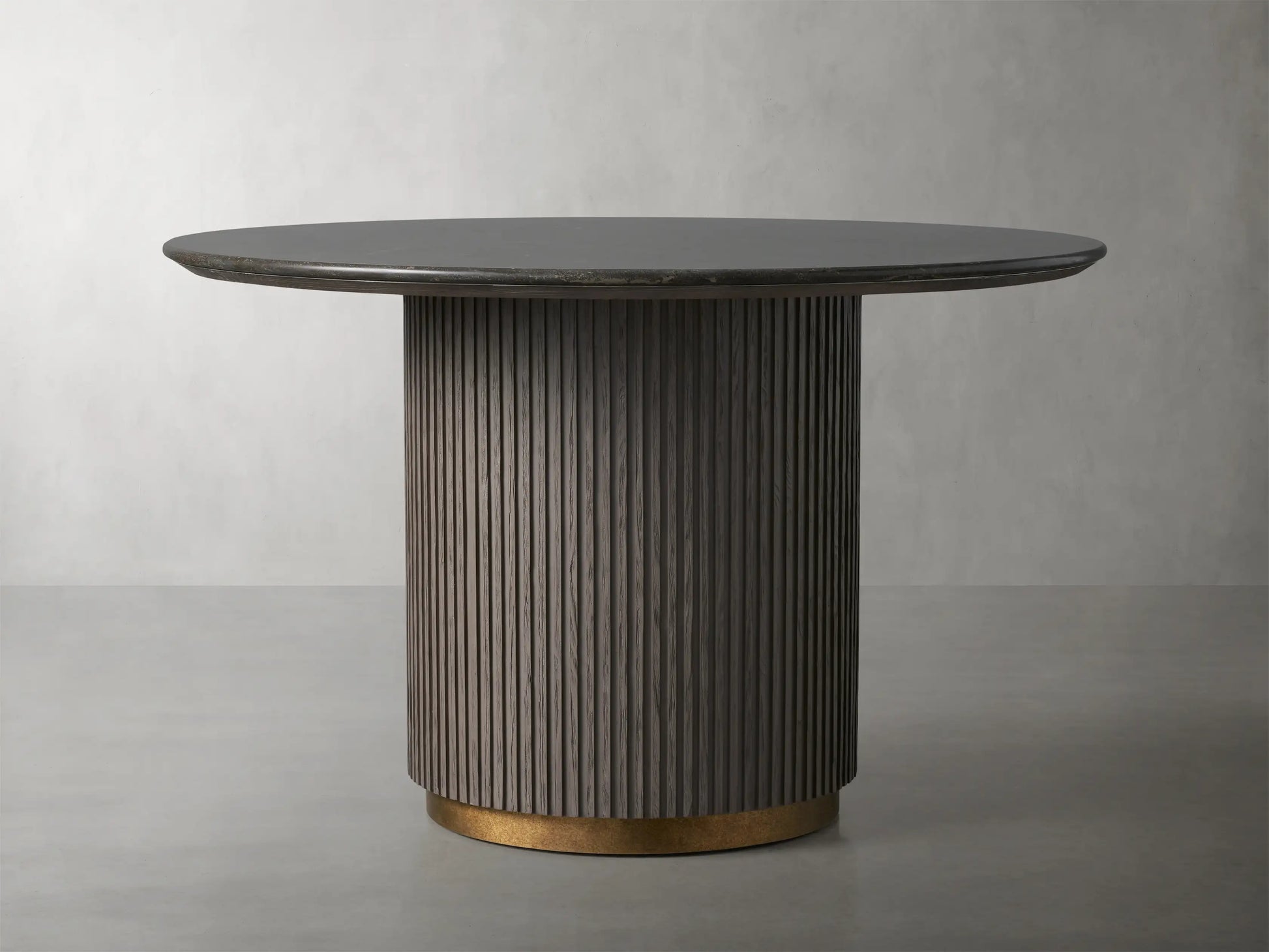 Finnley Round Dining Table - Oasislives