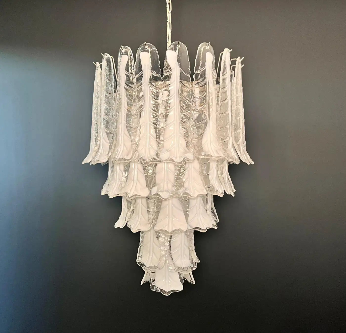 Italian vintage Murano chandelier - 52 necktie glasses