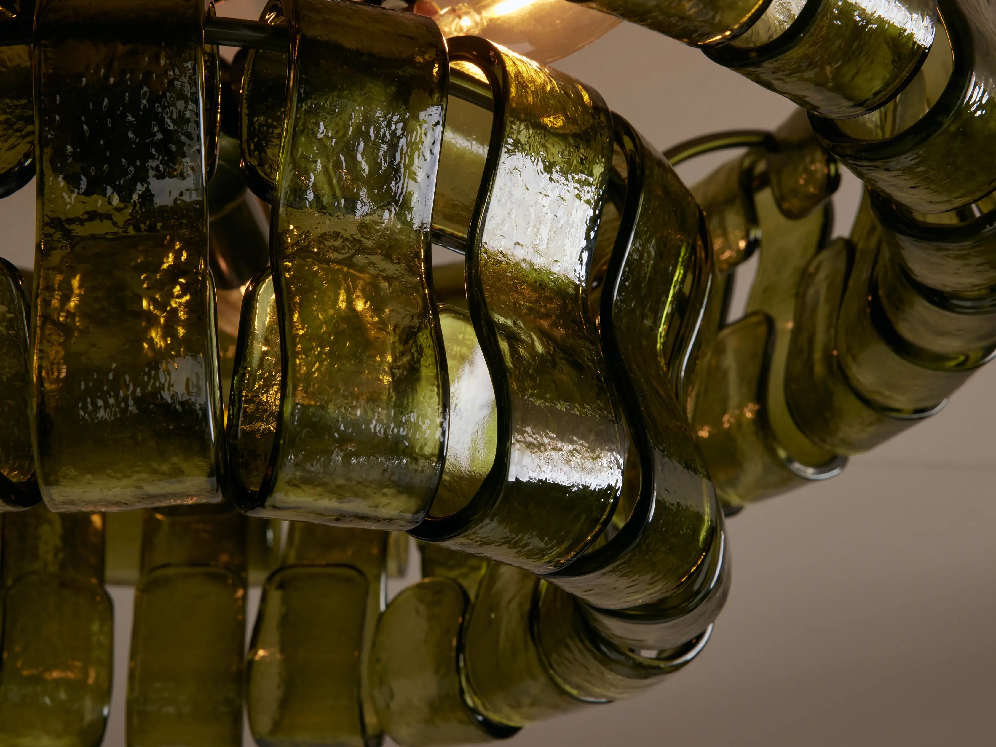 Amor 2-Tier Ghiaccio Glass Round Flushmount 18"