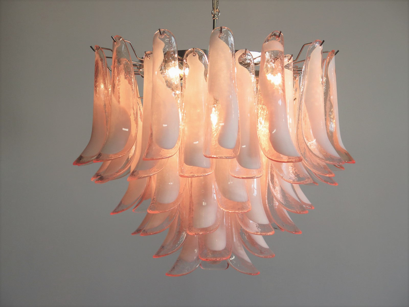 Murano Chandelier 53 Pink Petal Glass