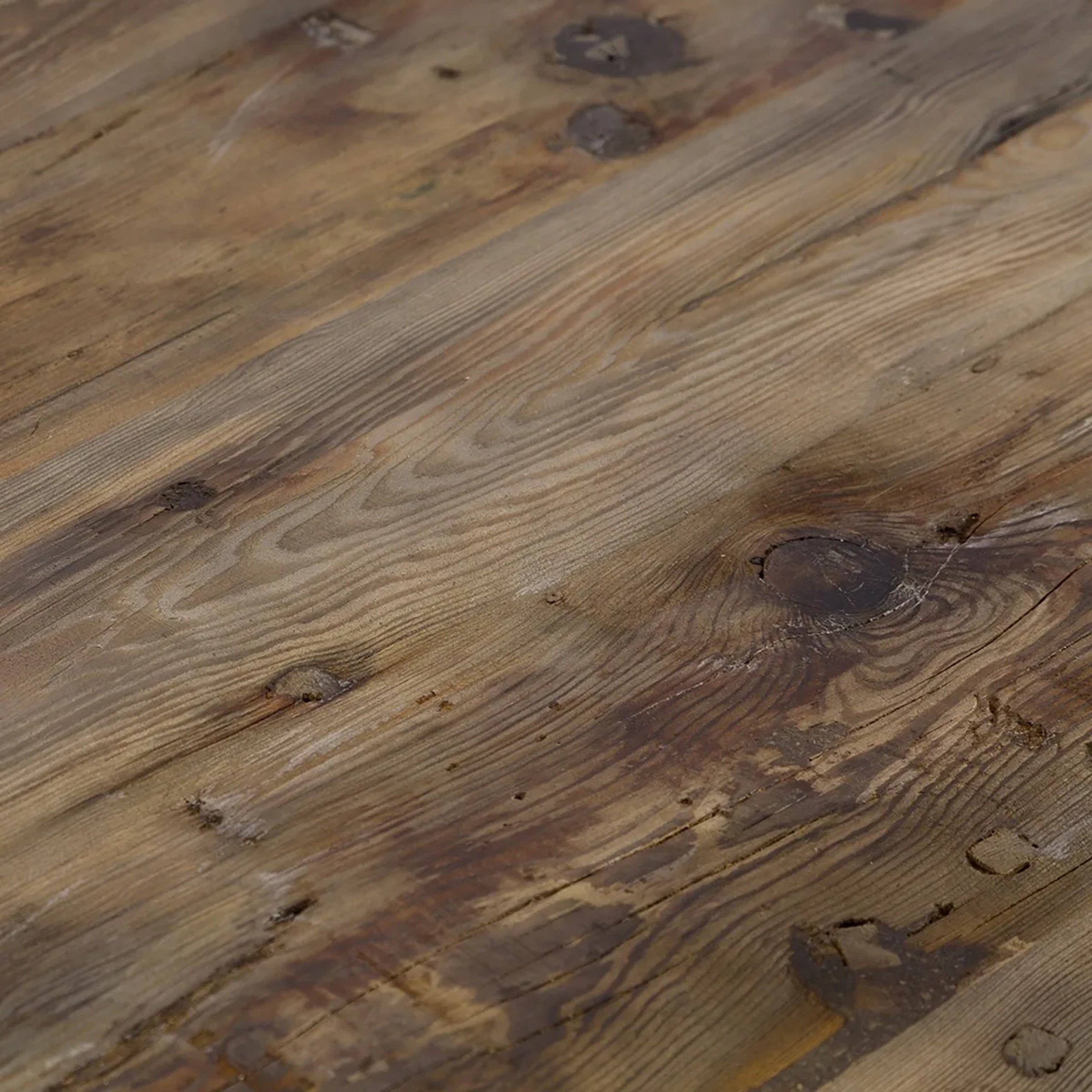 Axel Mk3 Round Dining Table