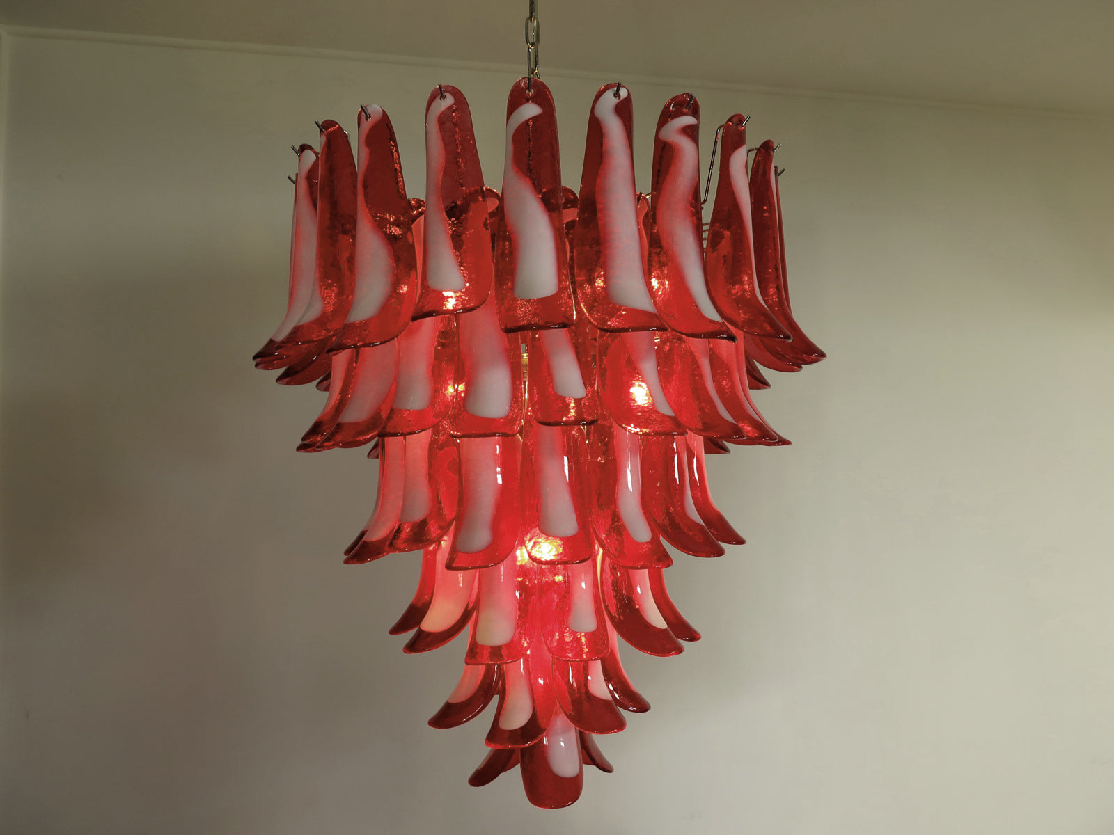 Murano Chandelier 75 Red Petal Glass