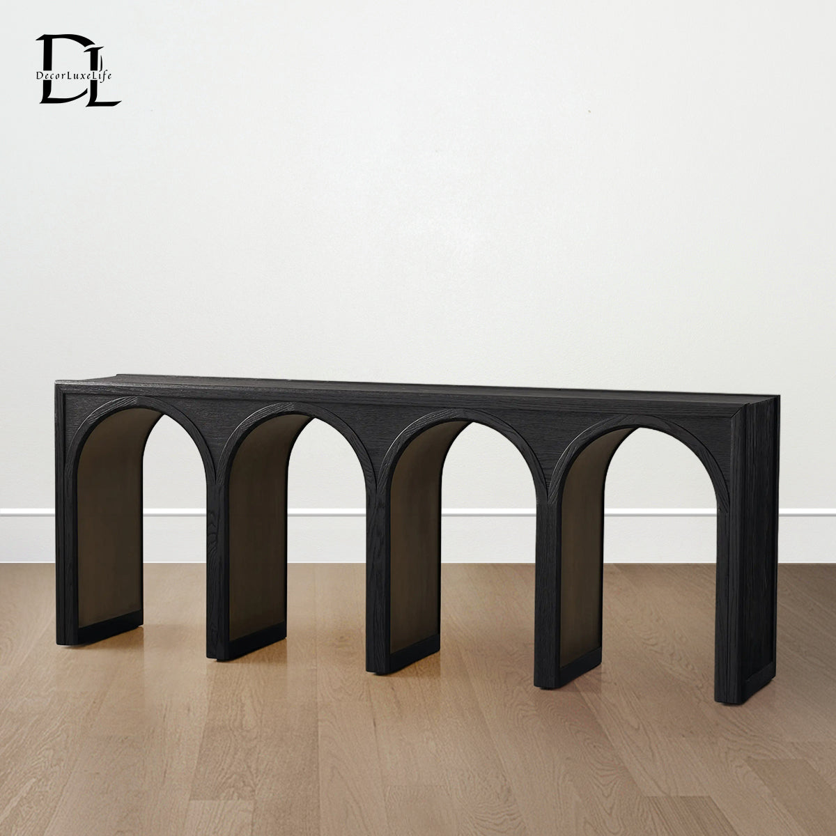Hattiea Console