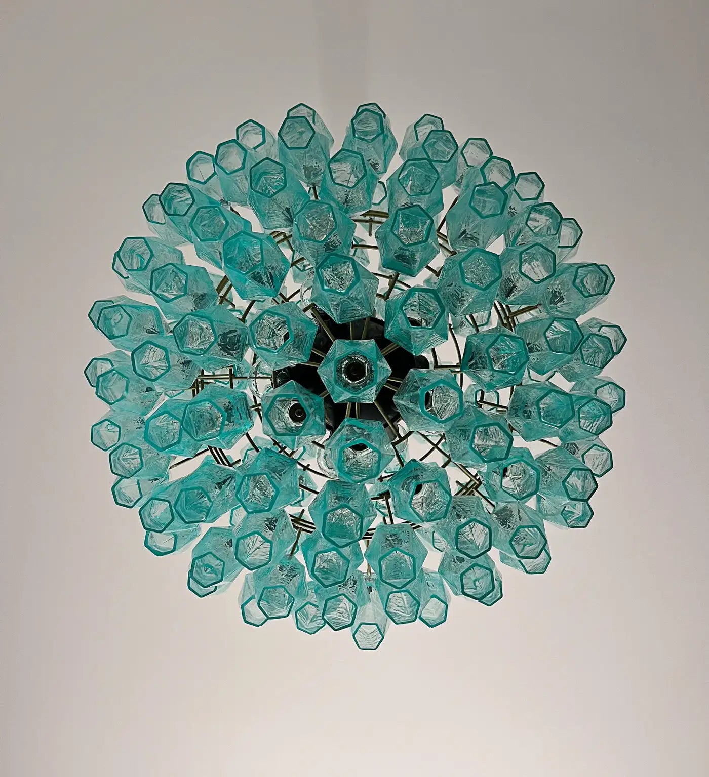 Amazing spherical Murano polyhedrons Chandelier - 140 turquoise polyhedrons