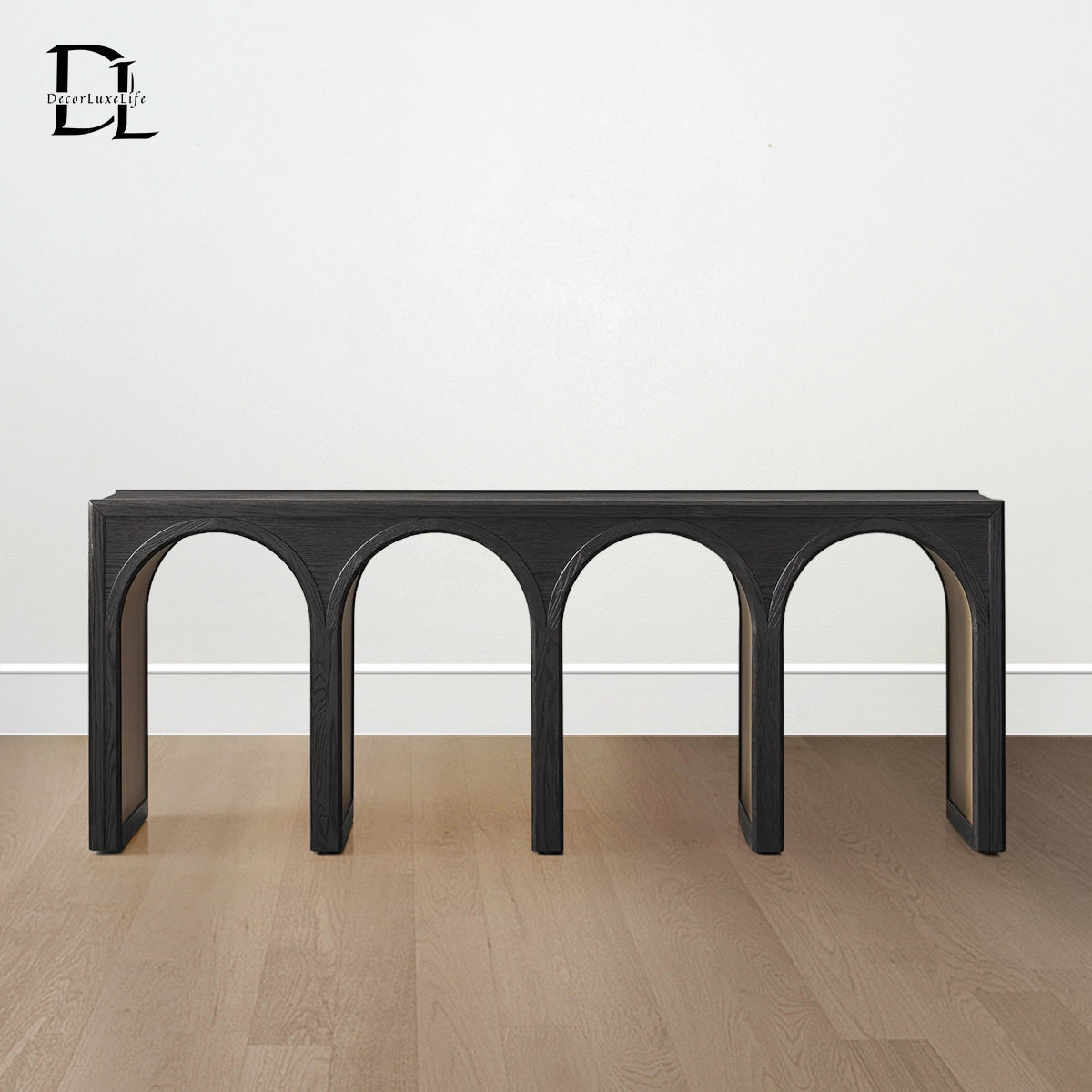 Hattiea Console