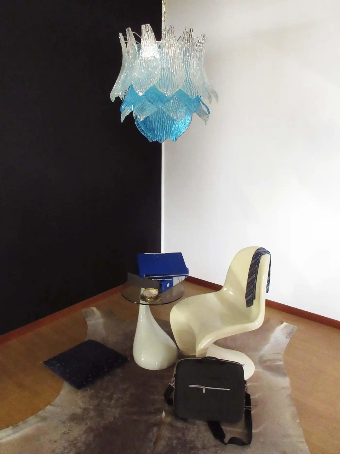 Italian vintage Murano Glass chandelier - 38 glasses - blue and trasparent