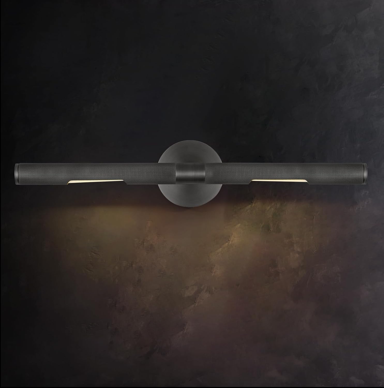 Hard-wired Knurled Picture Light