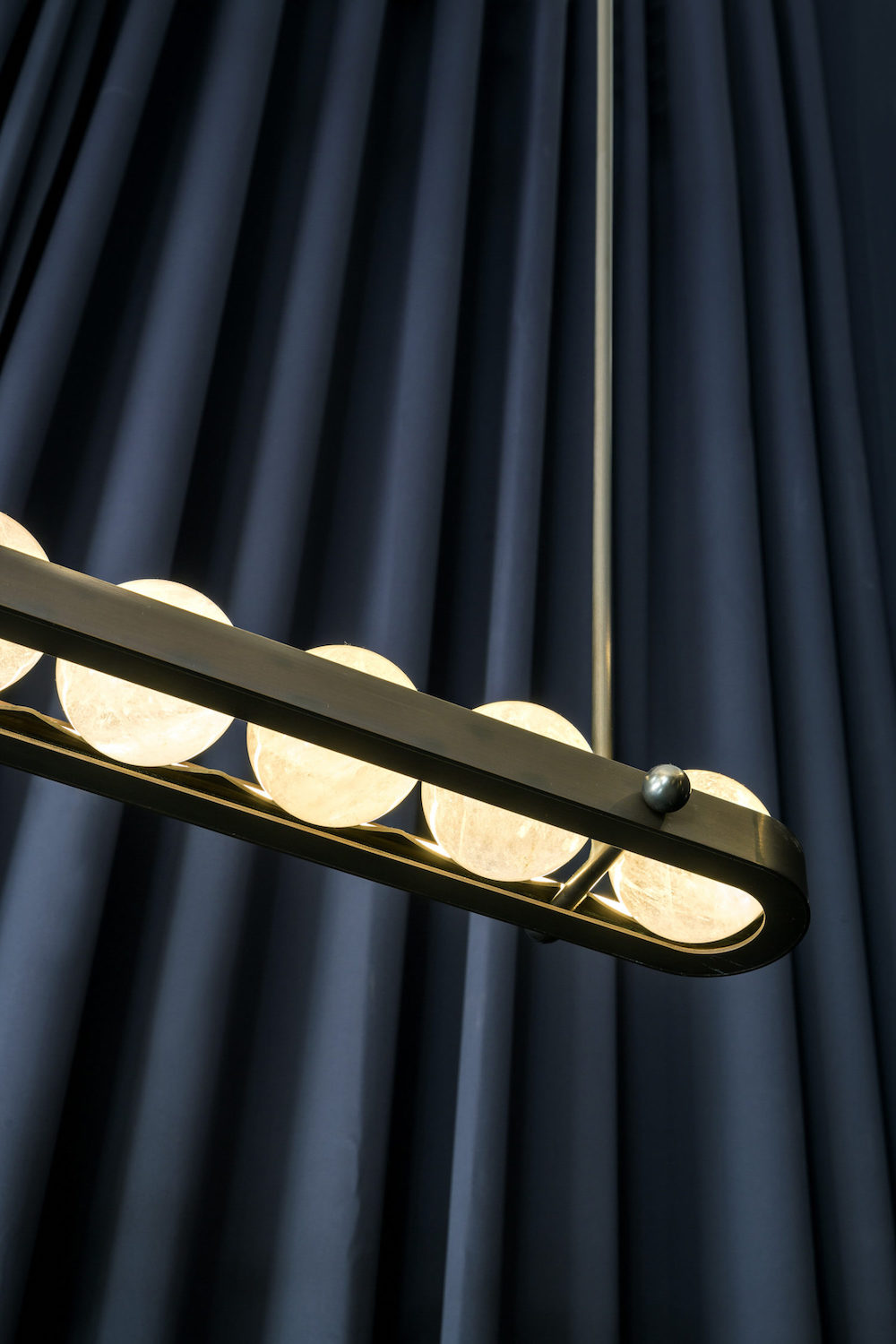 Ouranos II Linear Chandelier