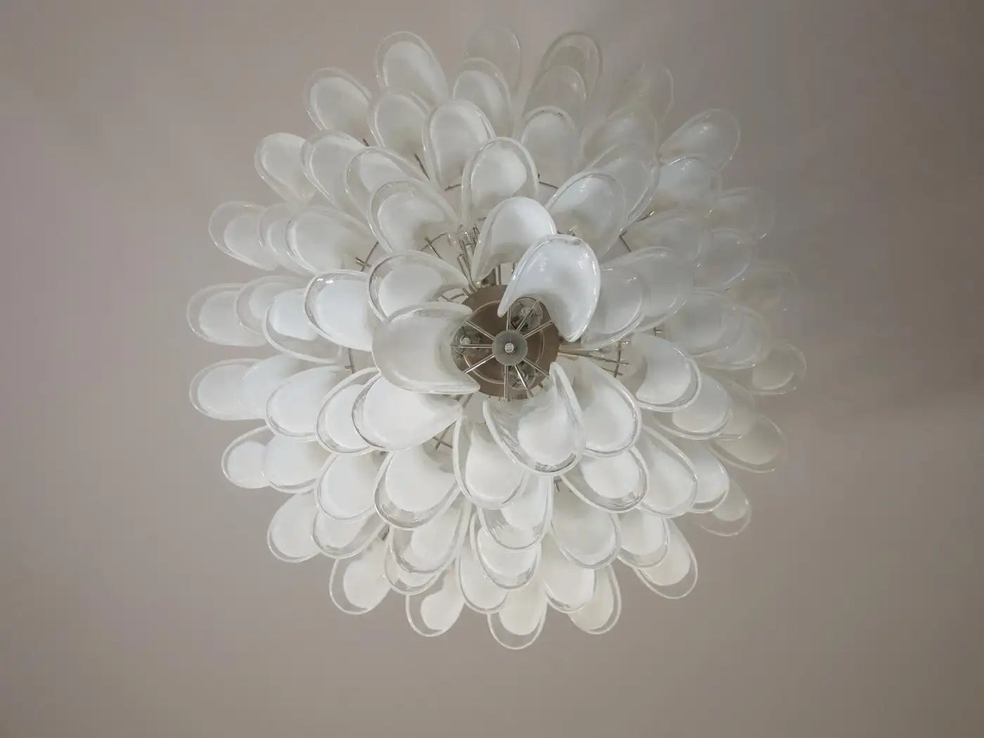 Chandelier Mazzega Murano, Italy - 85 glass petals