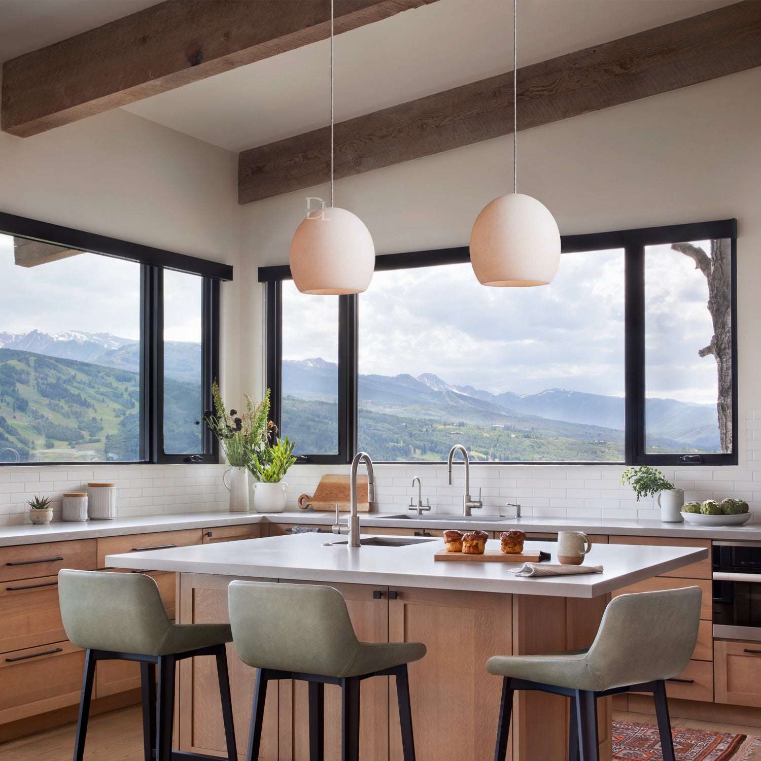 Arica Alabaster Pendant