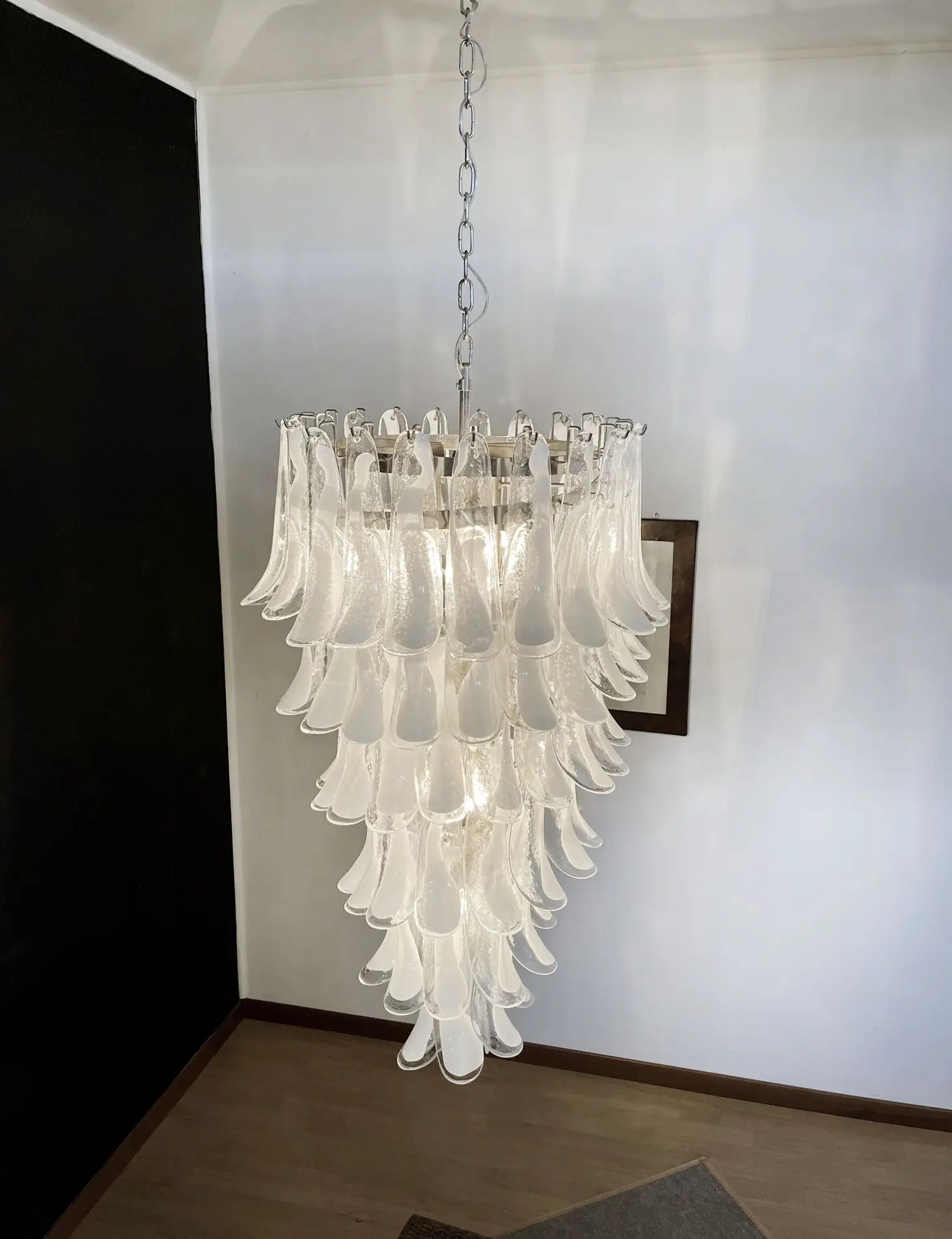 Murano Chandelier 83 White Petal Glass