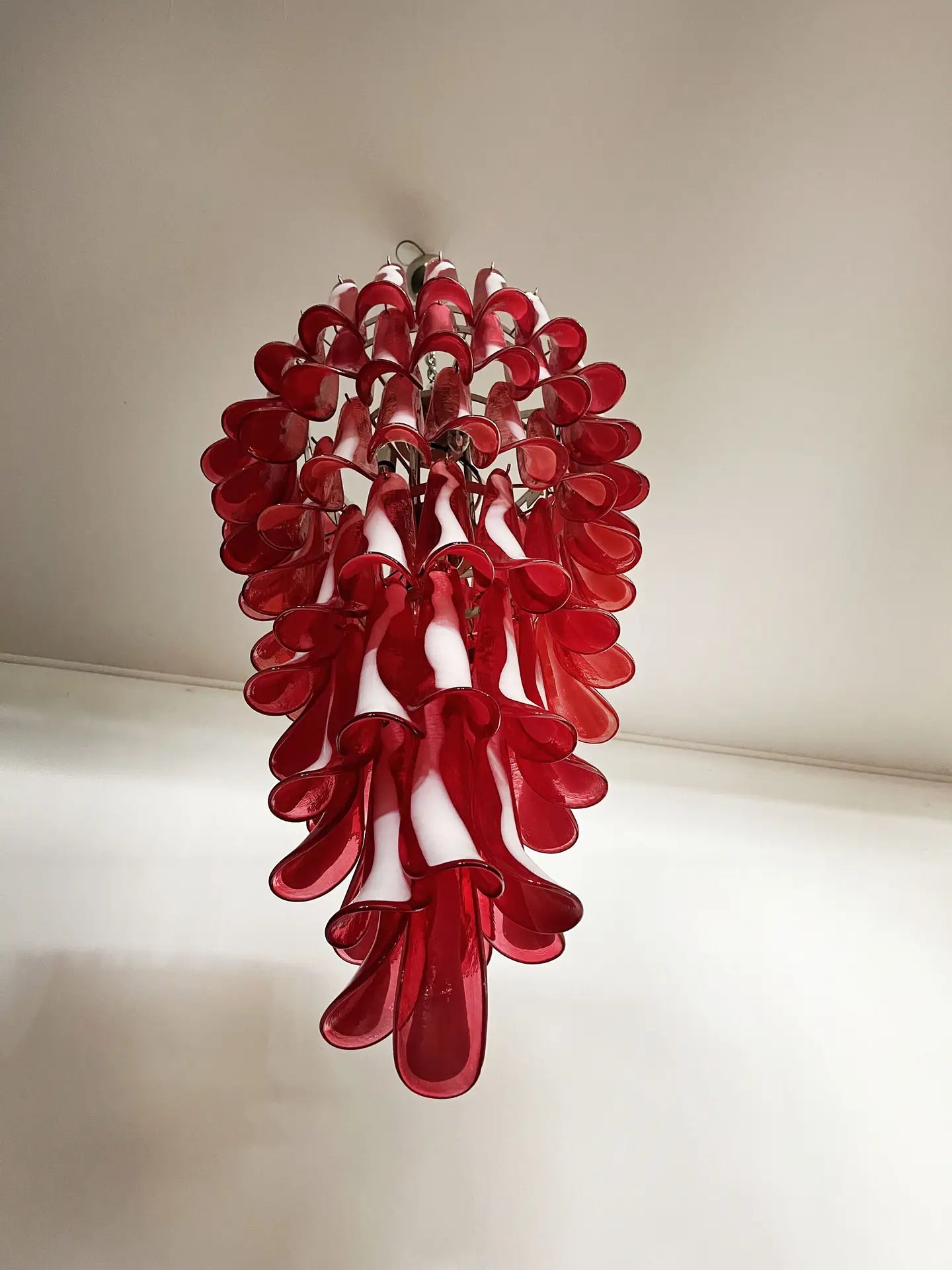Murano Chandelier 83 Red Petal Glass