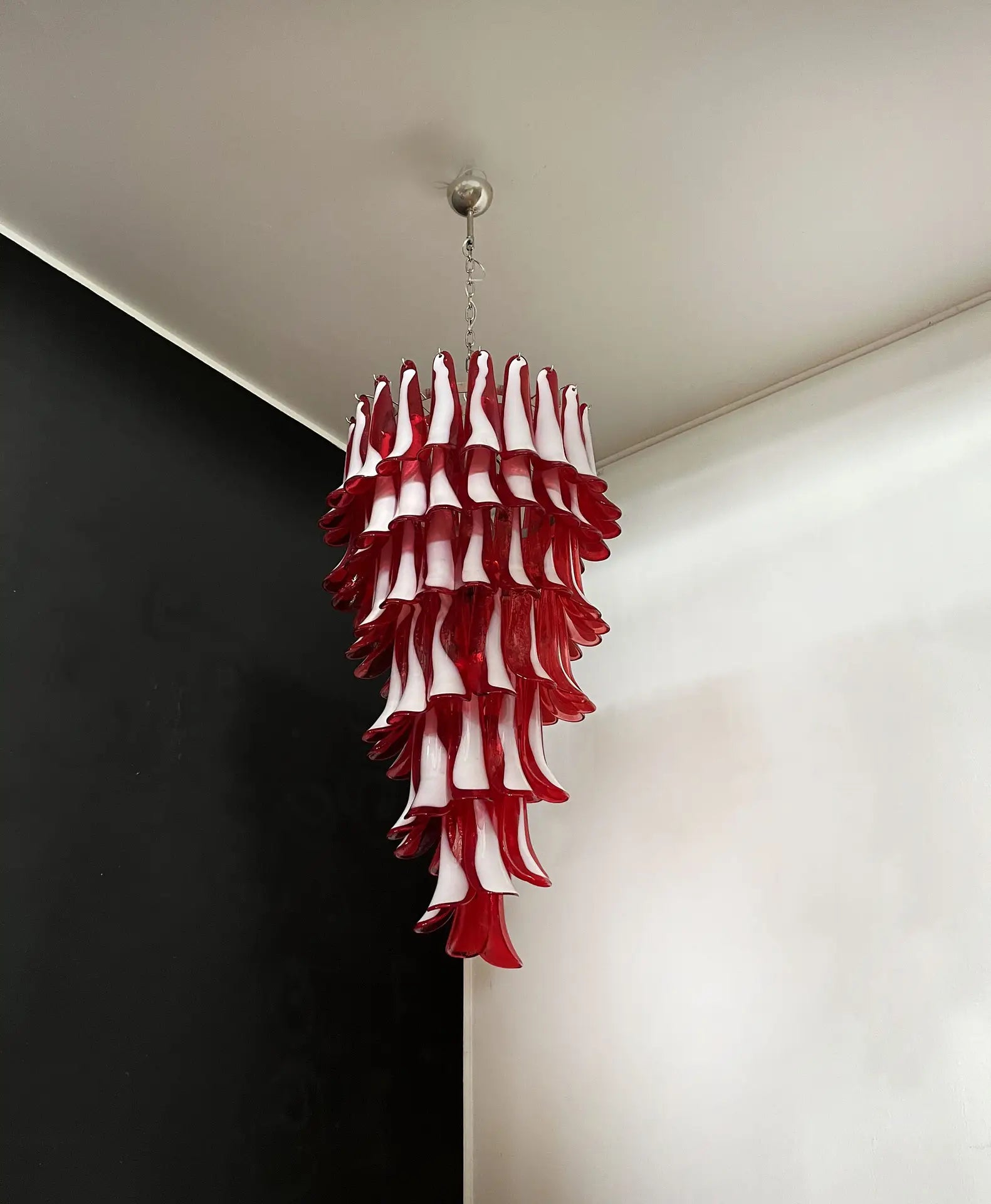 Murano Chandelier 83 Red Petal Glass