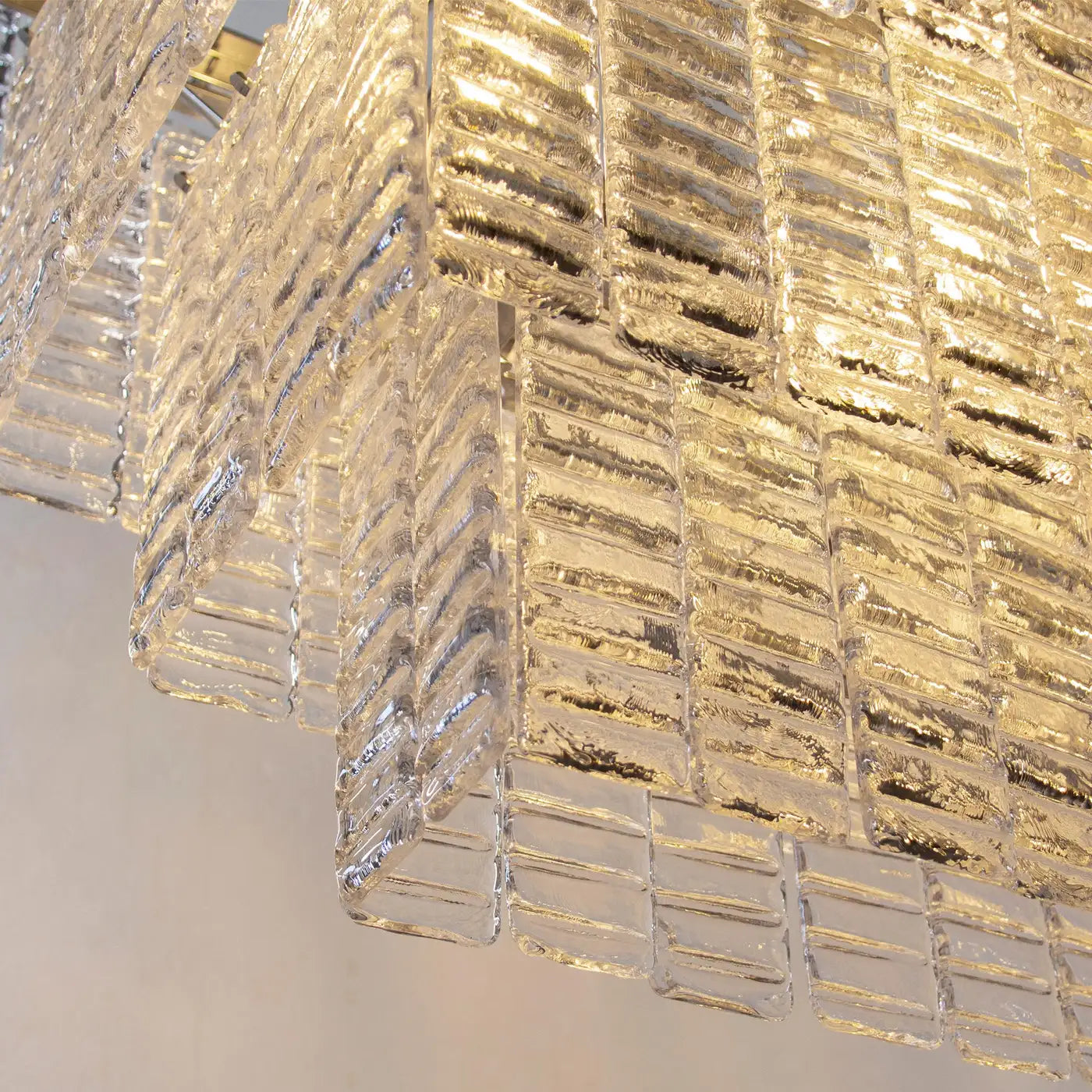 Grande lampadario con listelli vetro di Murano ispirato al mid-century italiano