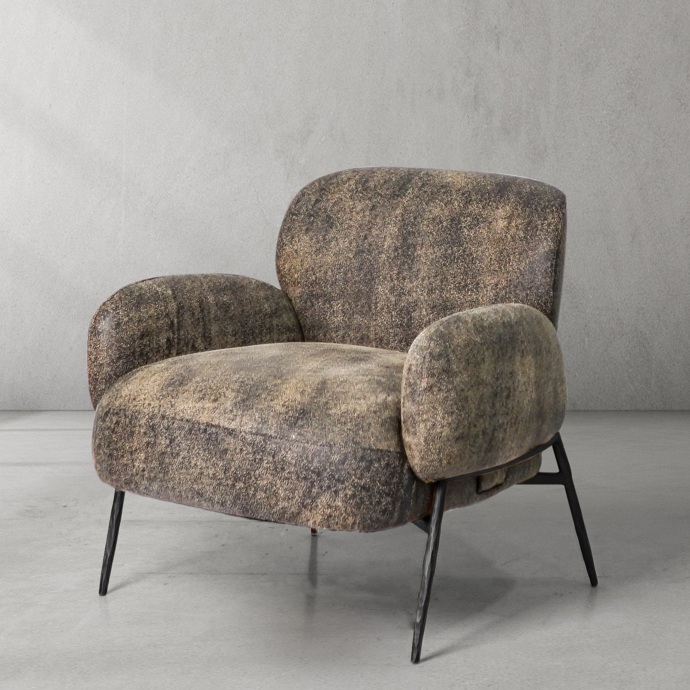 Hand-Forged Metal Vintage Pearl Grain Cowhide Lounge Chair