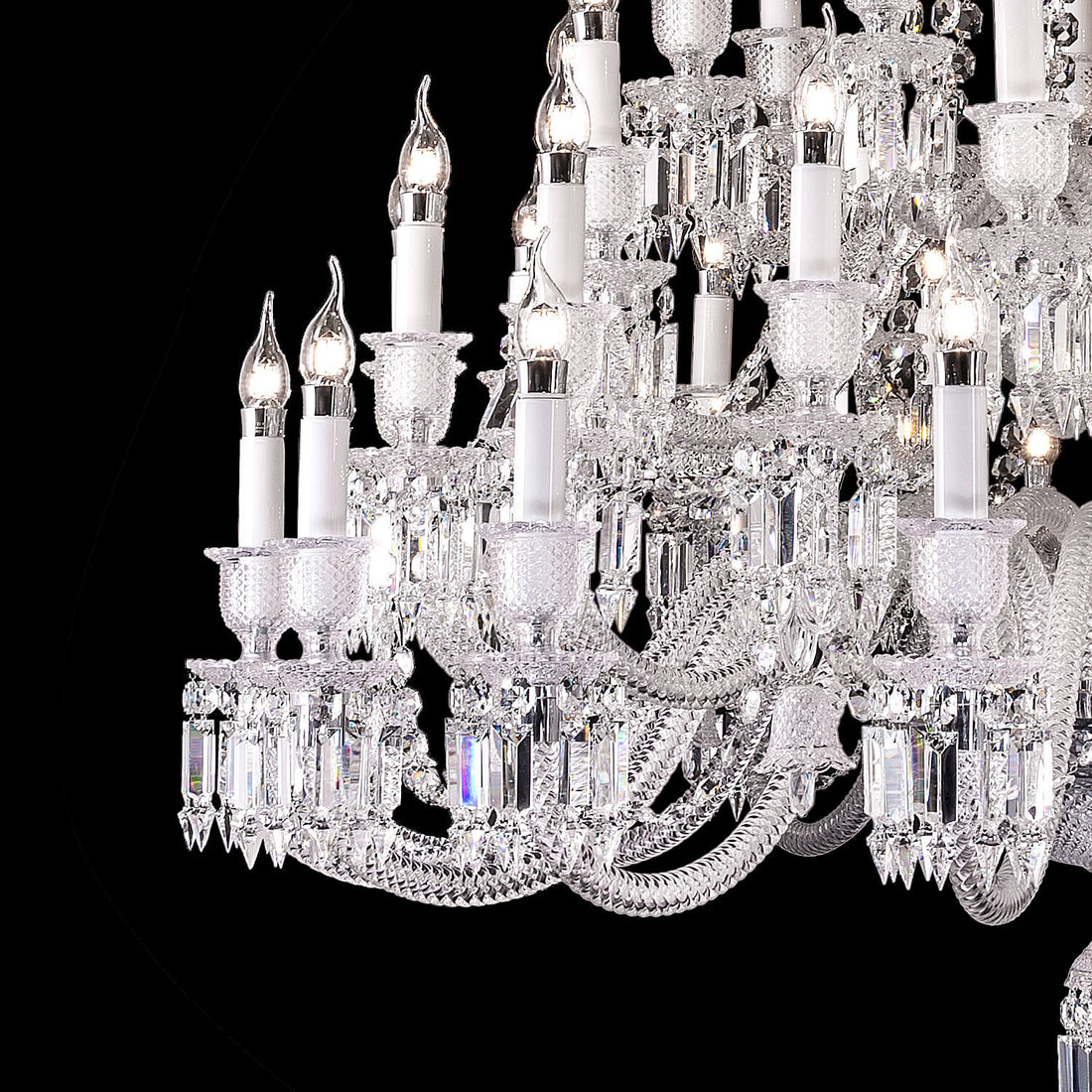Bakala Traditional Luxury Bastian Crystal Chandelier
