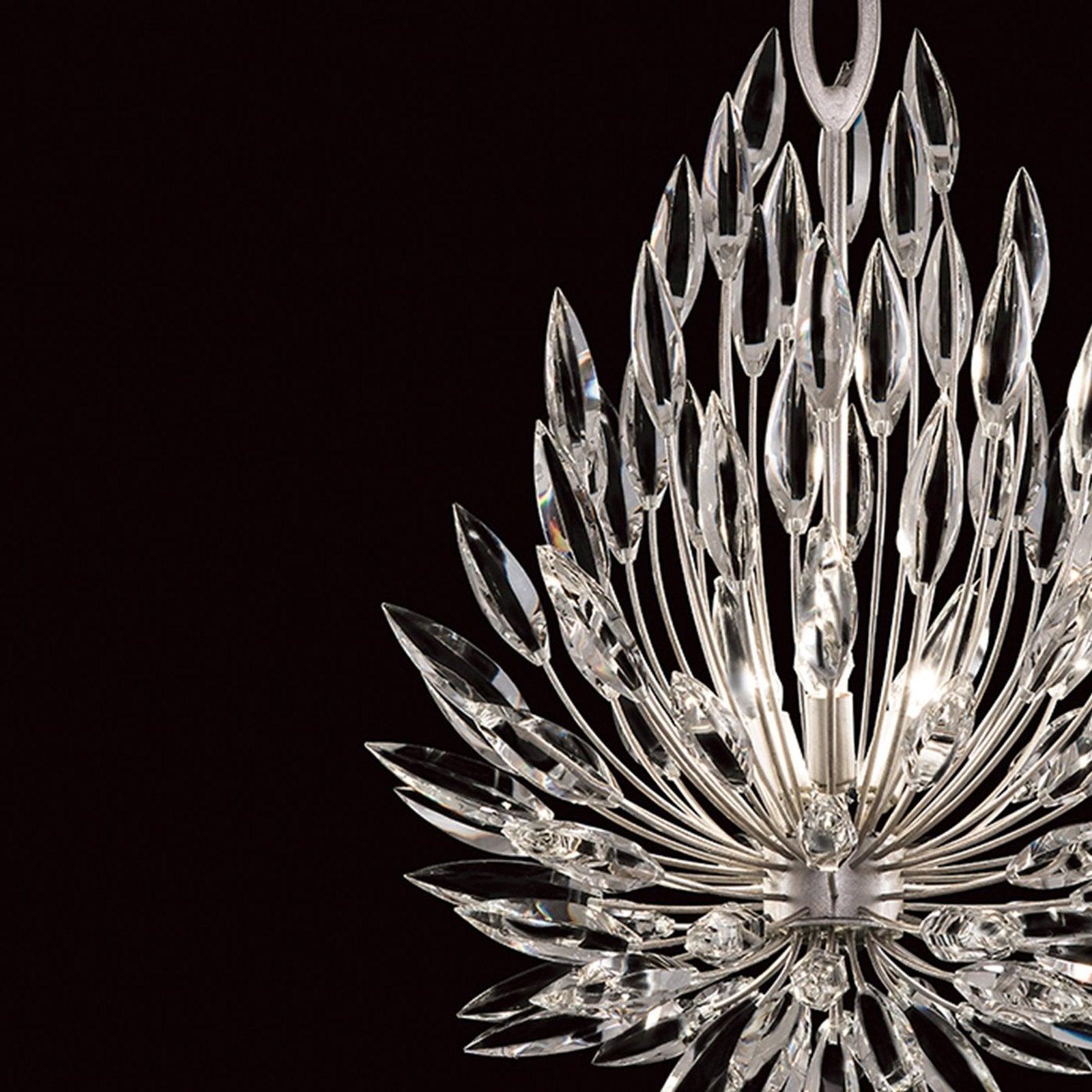 Lily Buds 19" Round Pendant