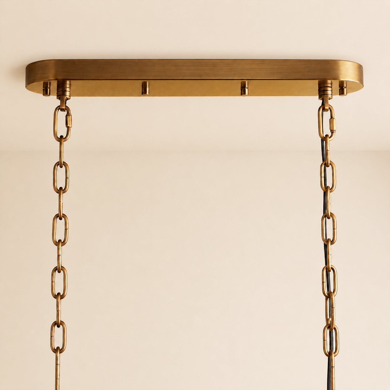 Neve Linear Chandelier