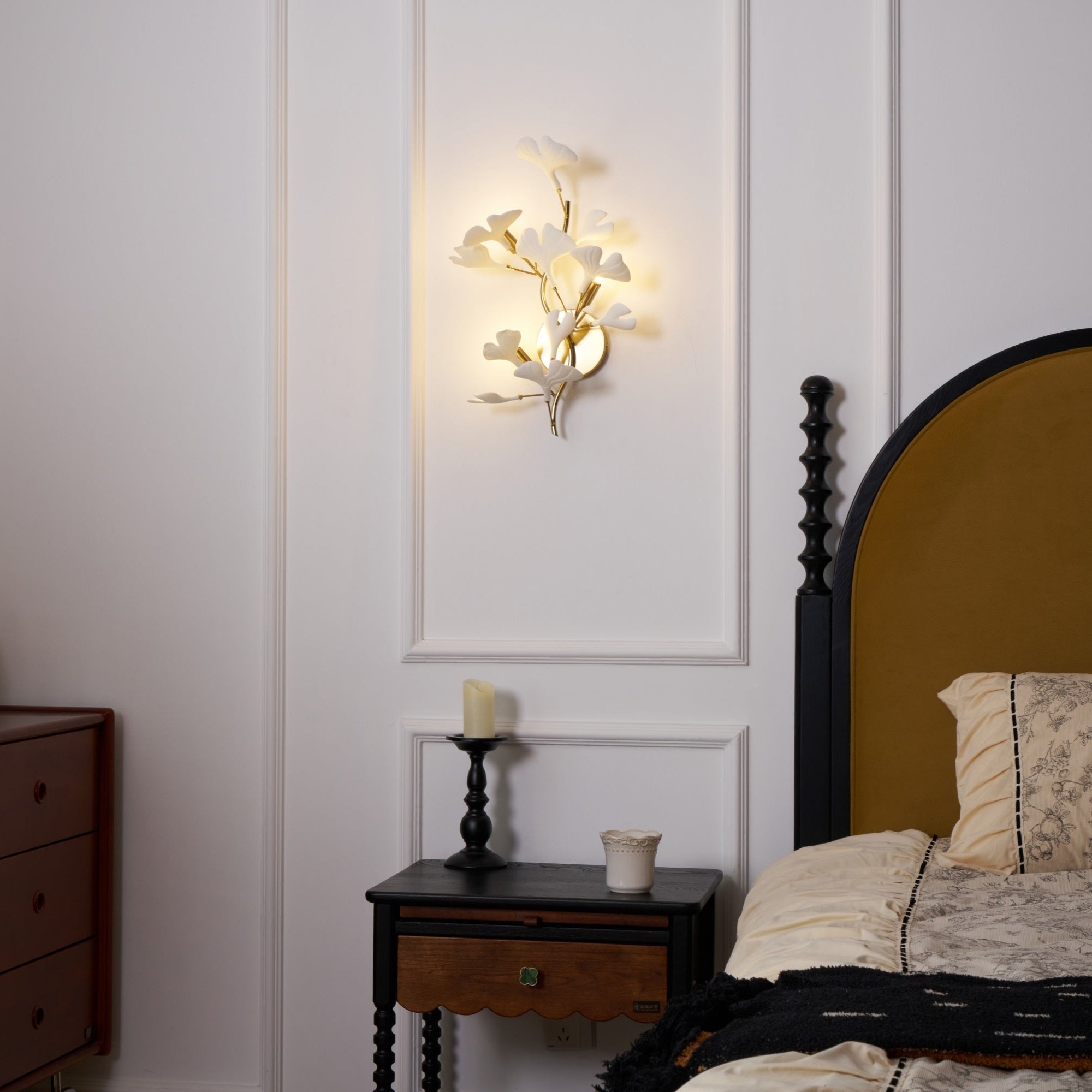 Gingko Wall Lamp