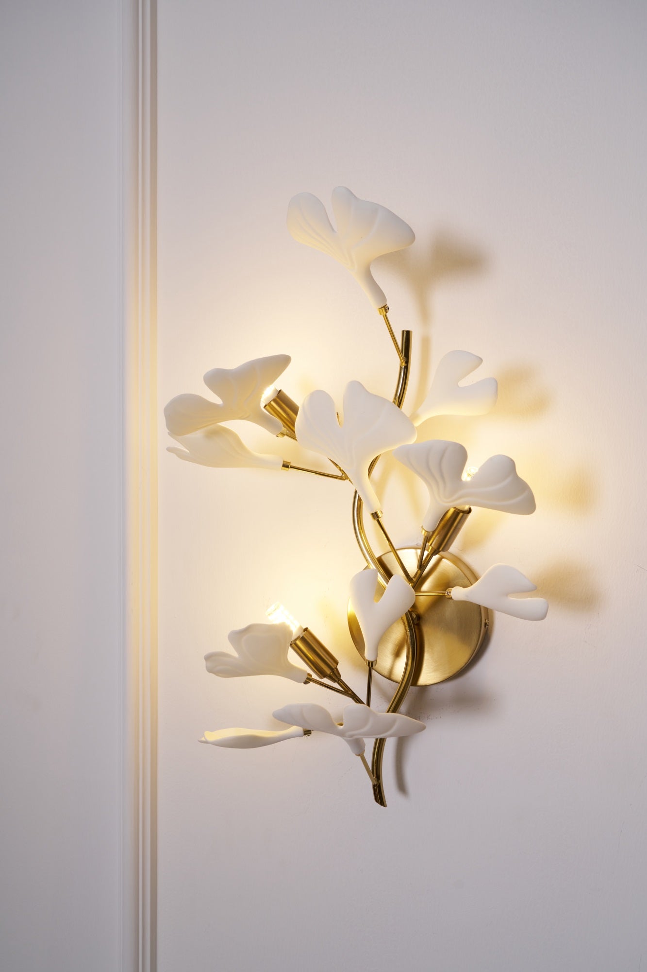 Gingko Wall Lamp