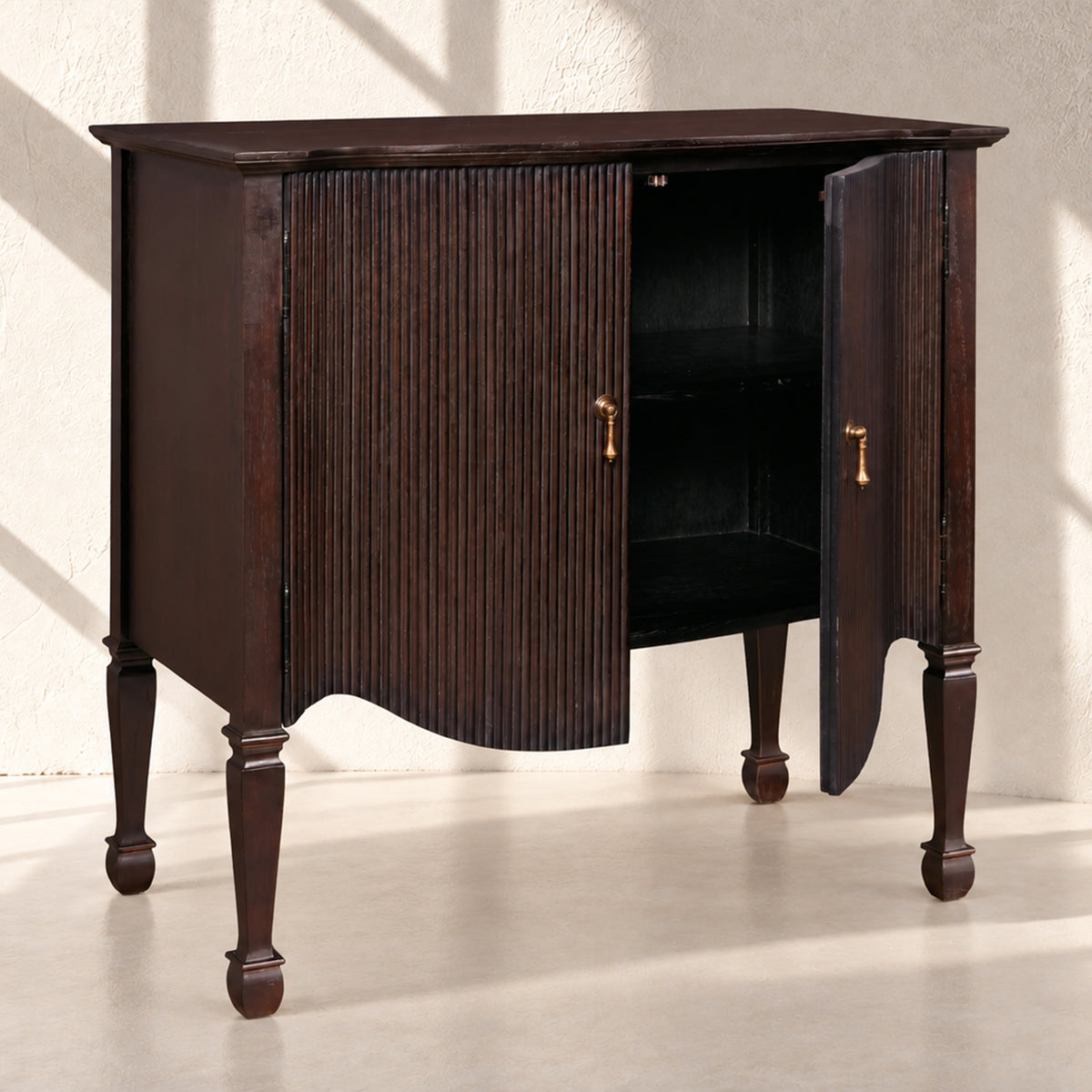 Caronix Hall Chest
