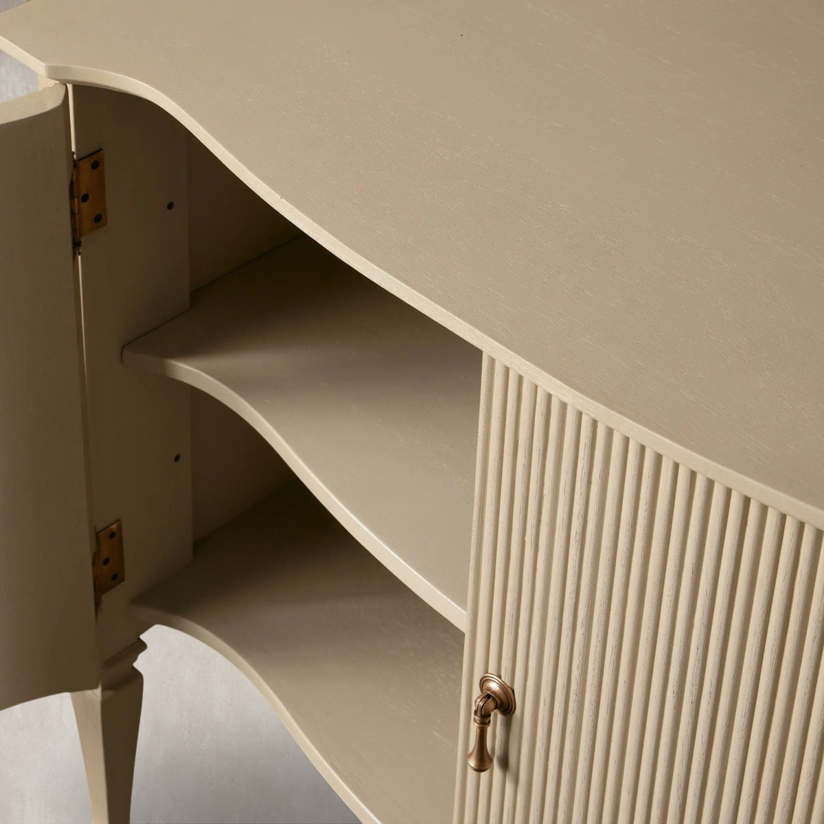 Caronix Hall Chest
