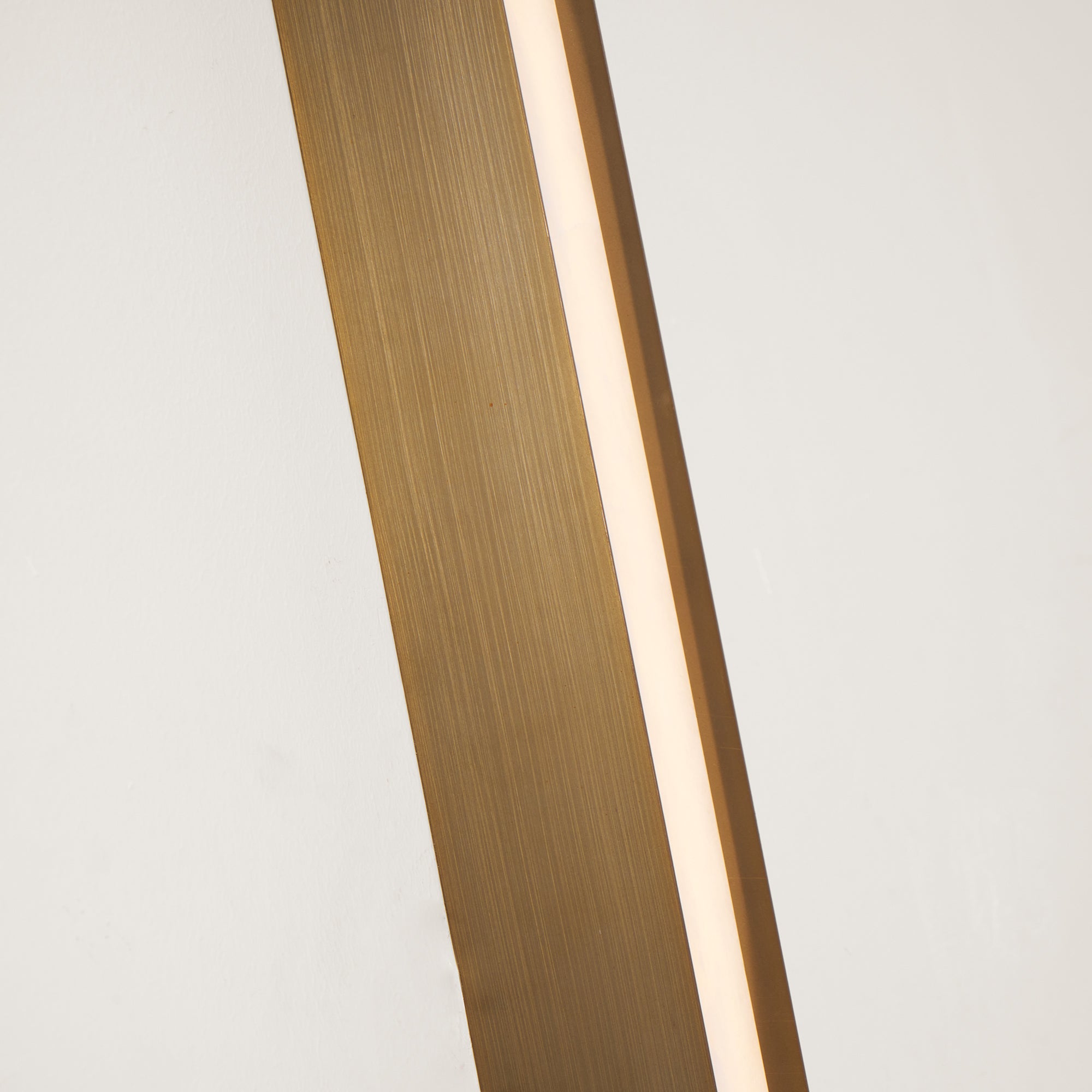 Isolde Alabaster Wall Sconce