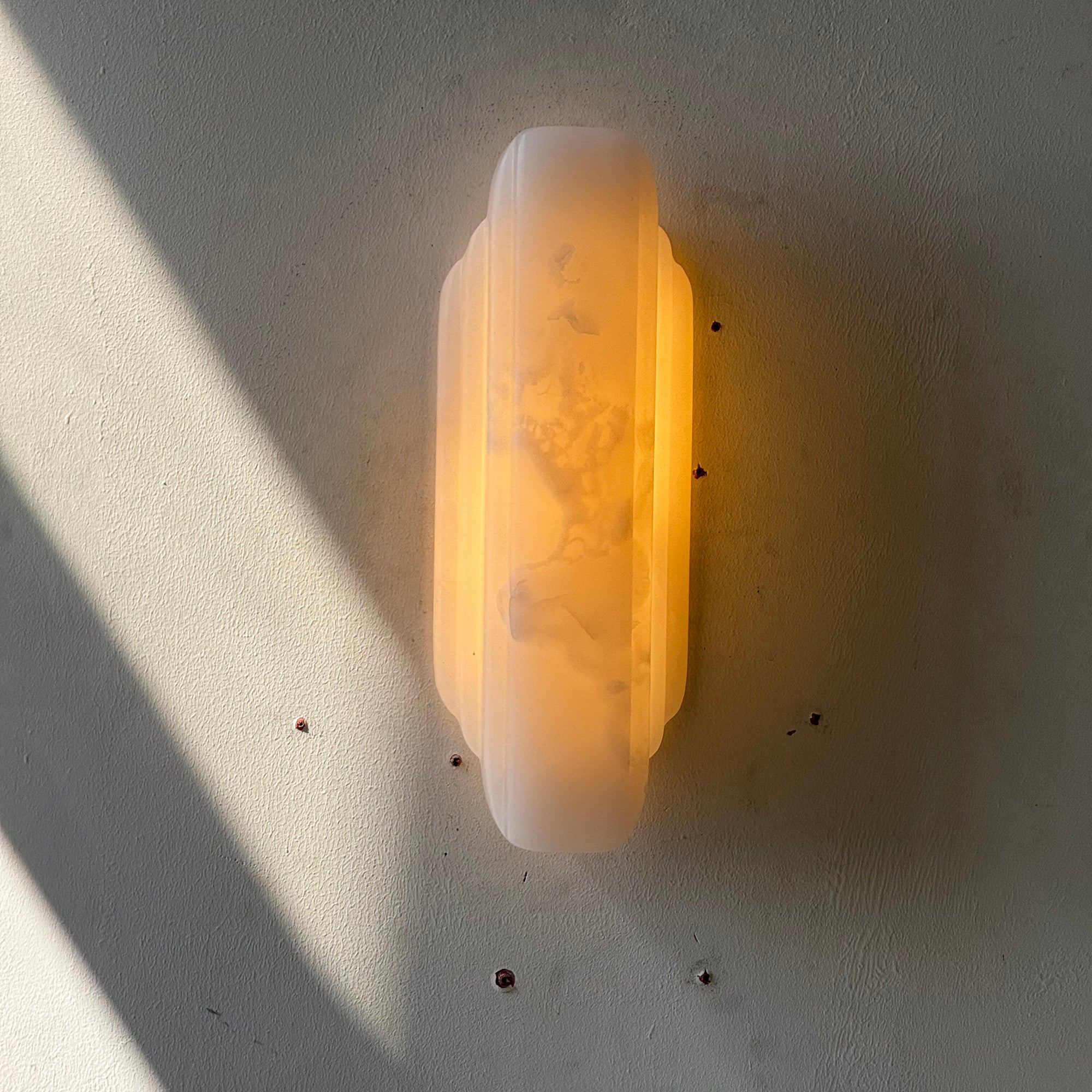 Jewel Onyx Alabaster Wall Lamp