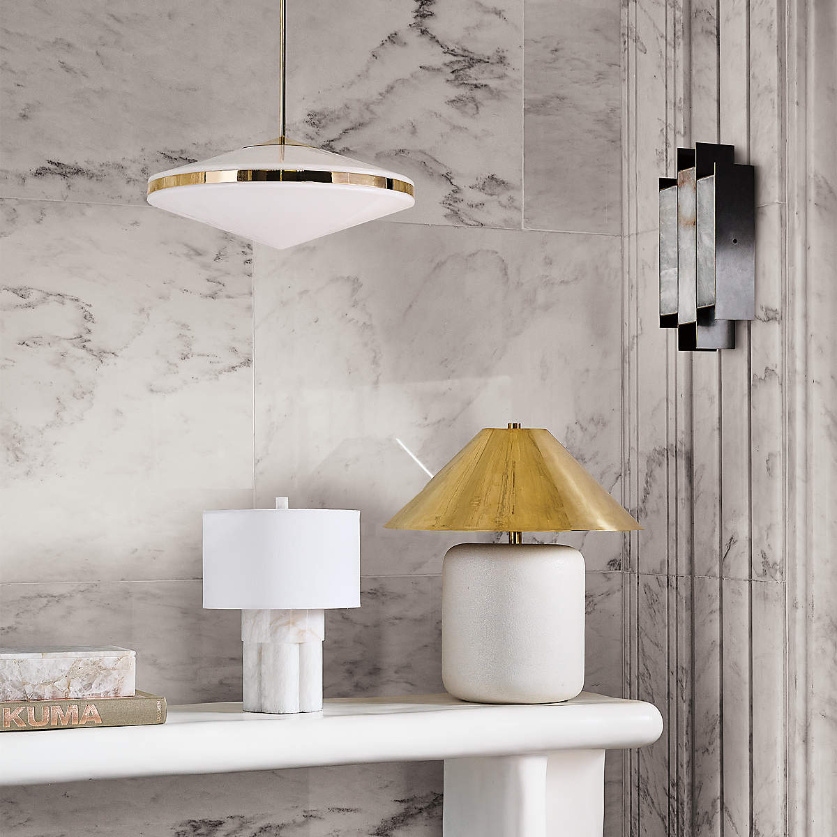 Kamila Alabaster Wall Lamp