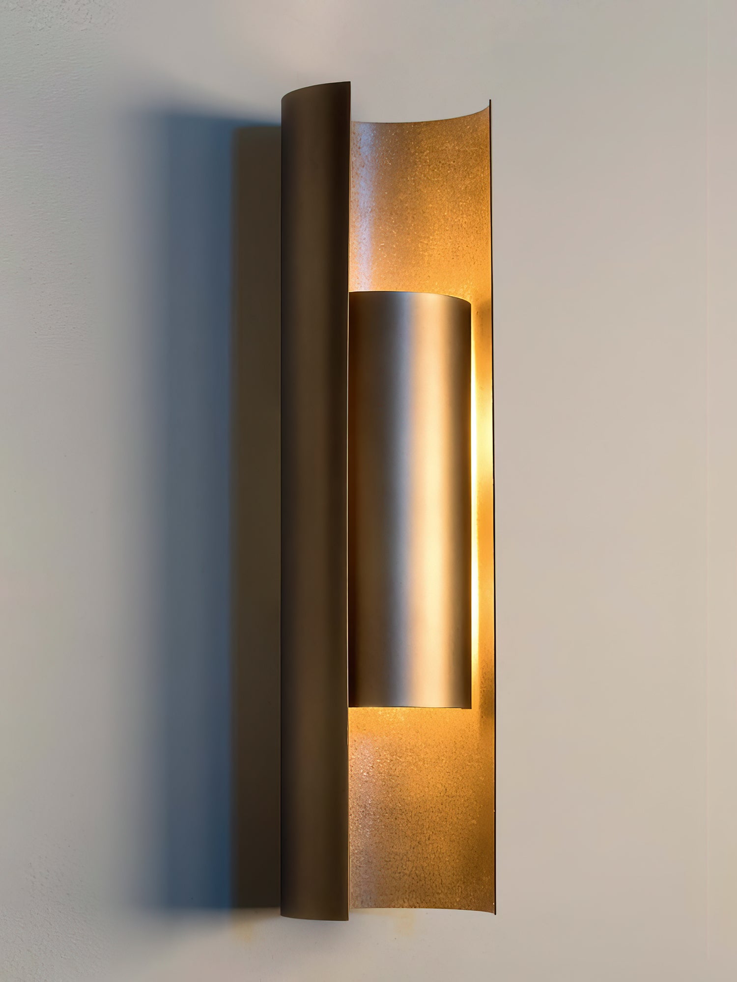 Orion Wall Lamp