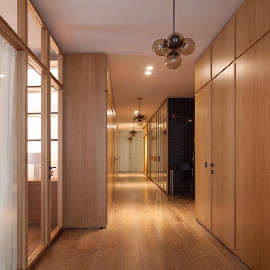 Modo Euro Gable Modo Chandelier