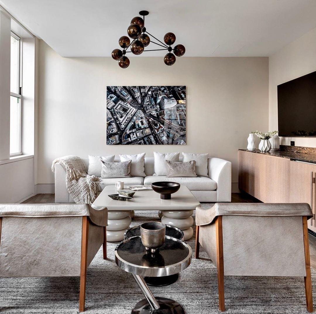 Modo Euro Gable Modo Chandelier