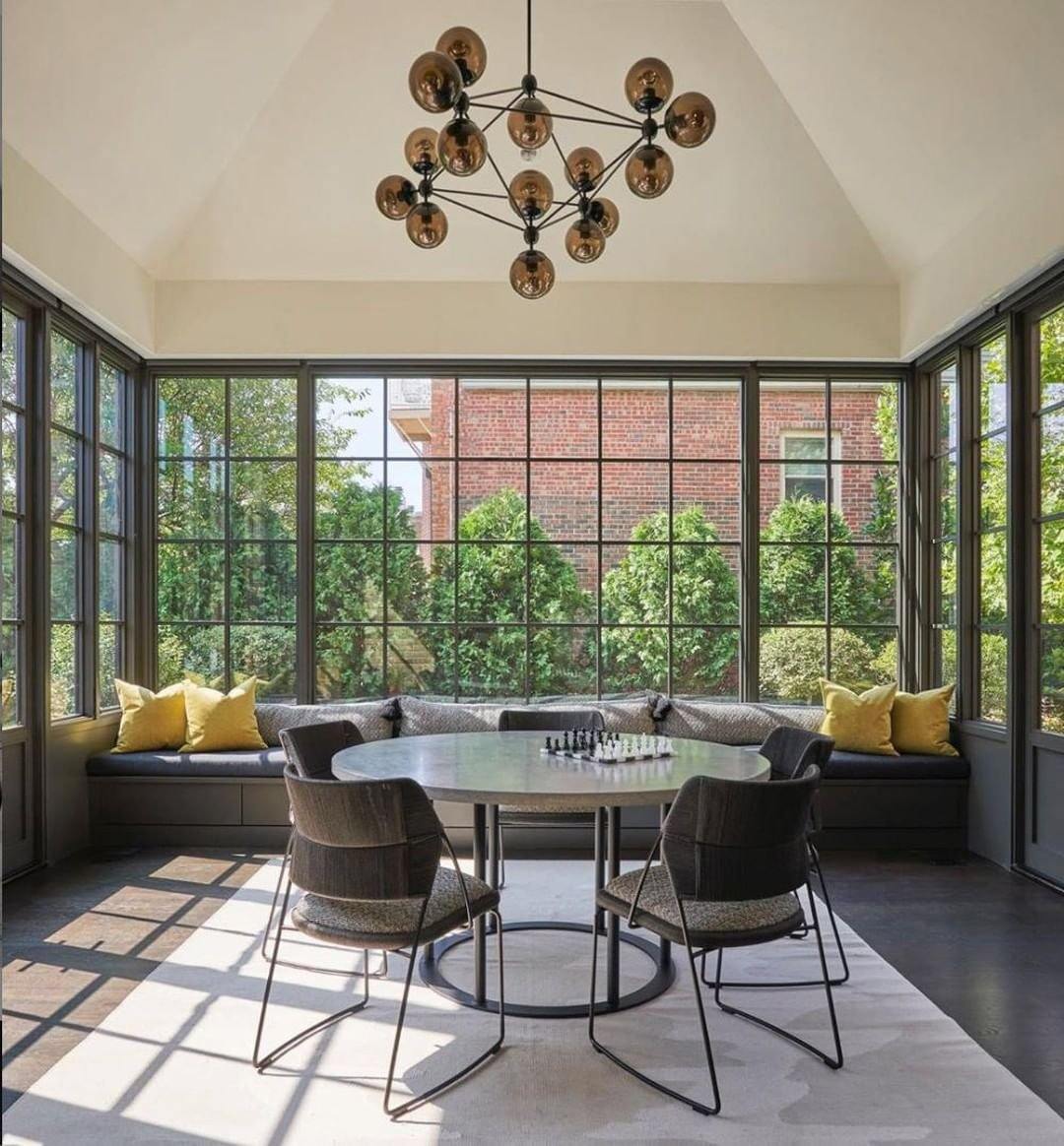 Modo Euro Gable Modo Chandelier