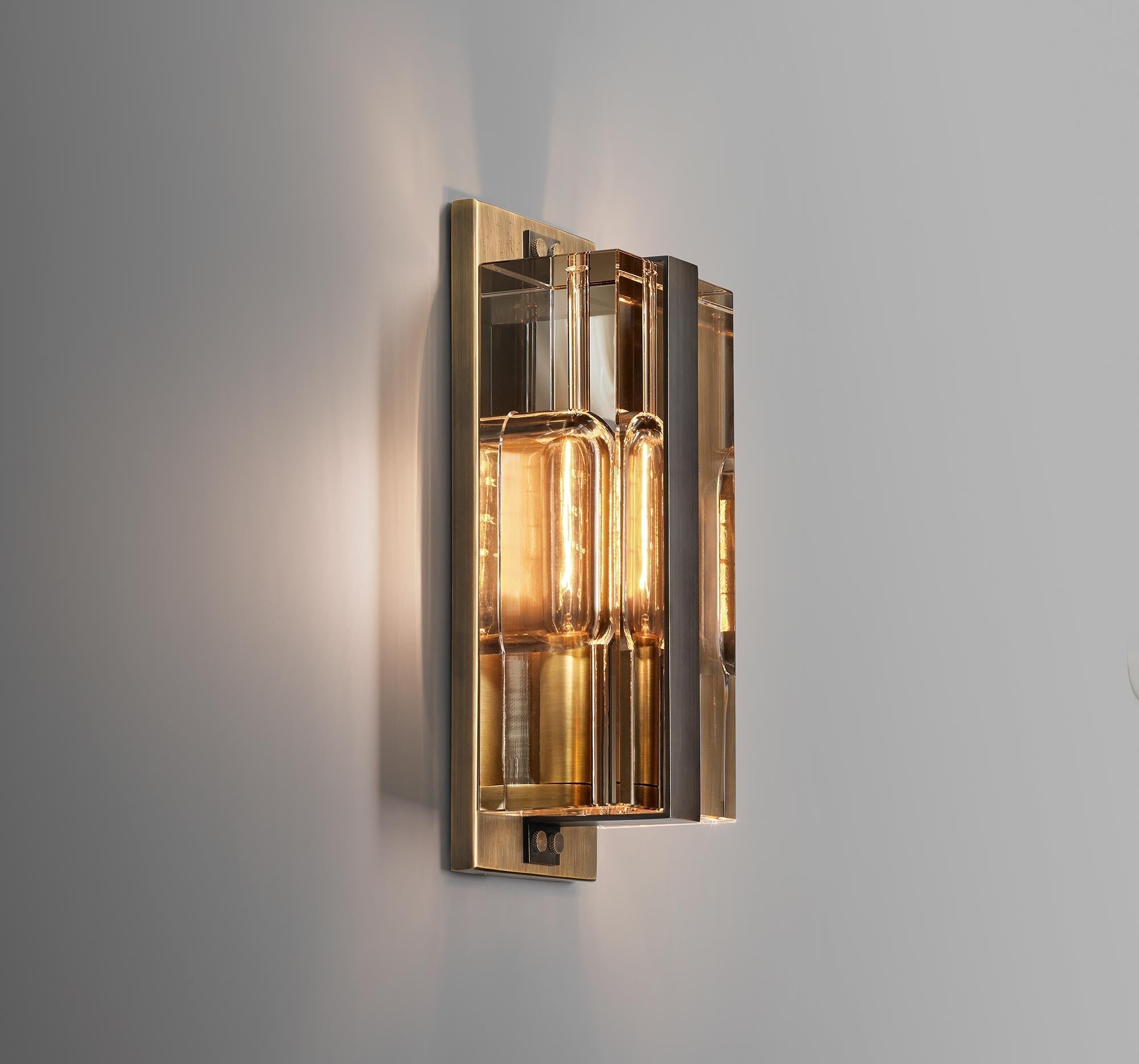 Glaçon Short Sconce
