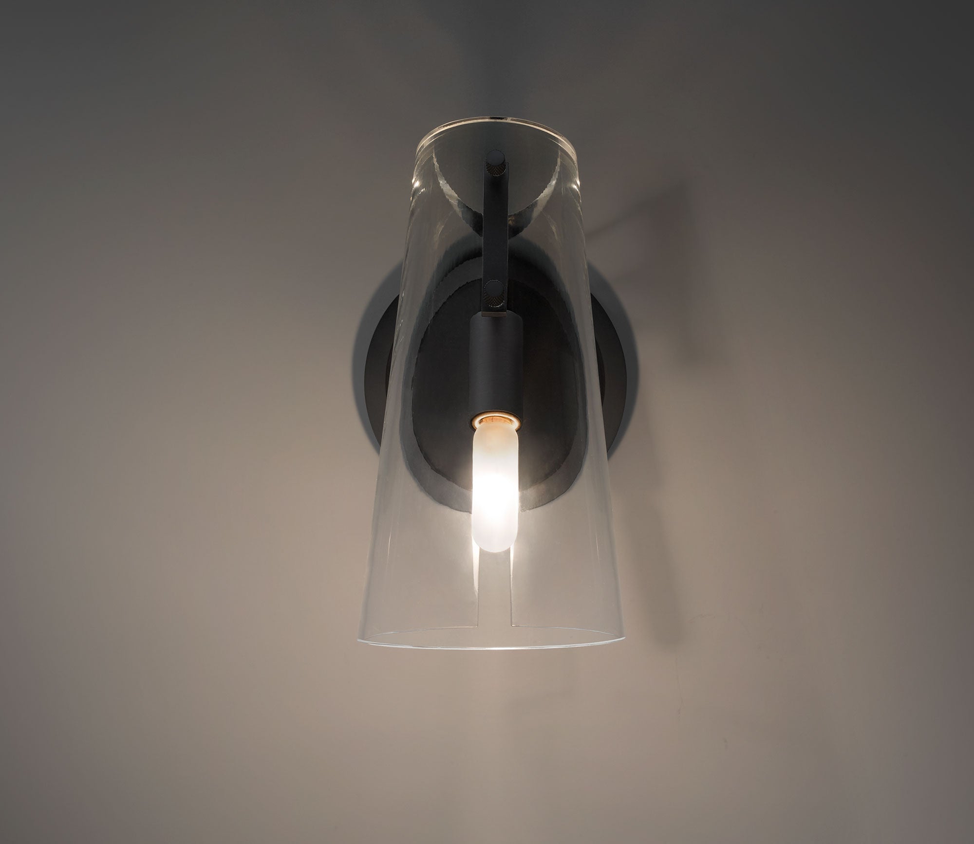 Valette Sconce