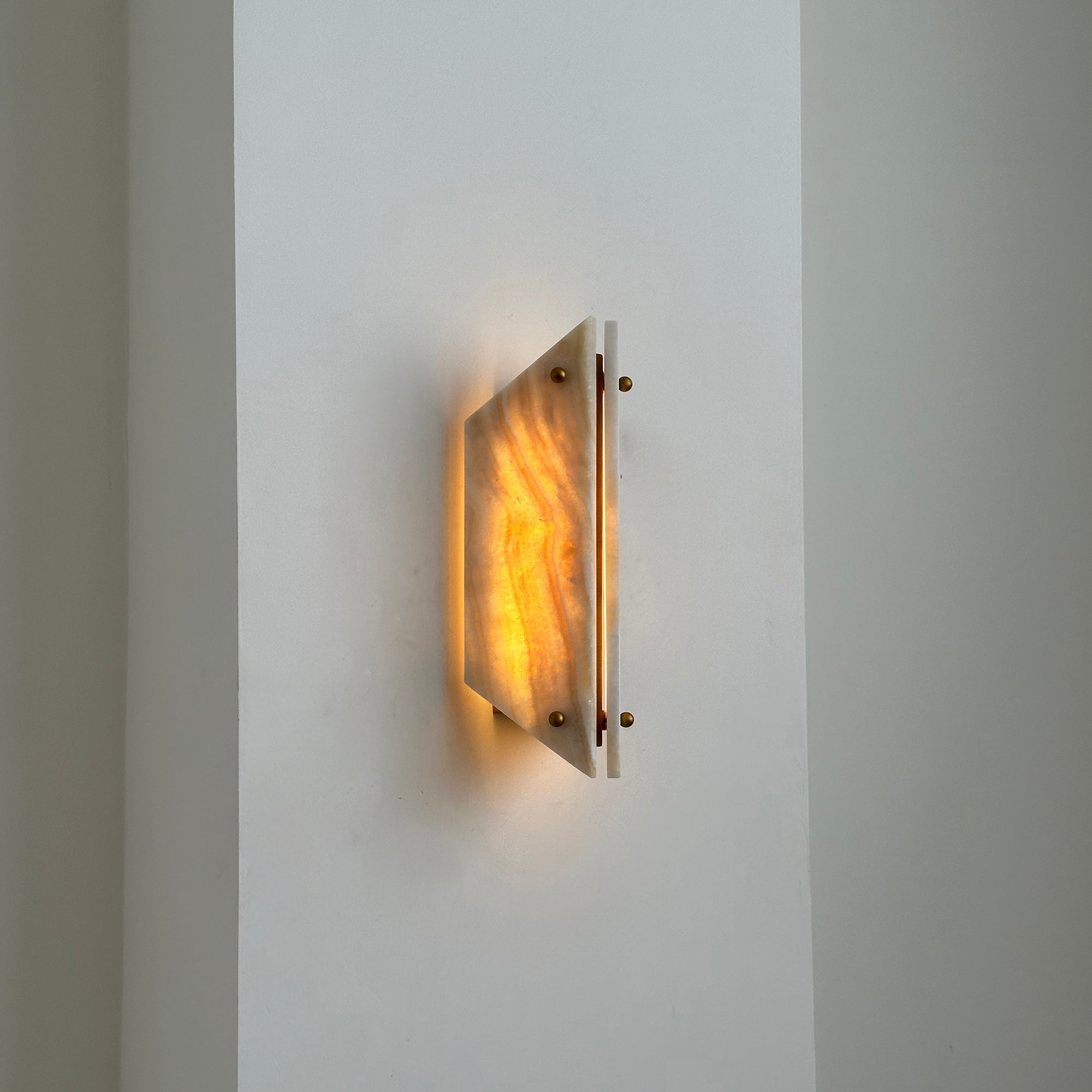 Vivien Alabaster Stone Wall Lamp